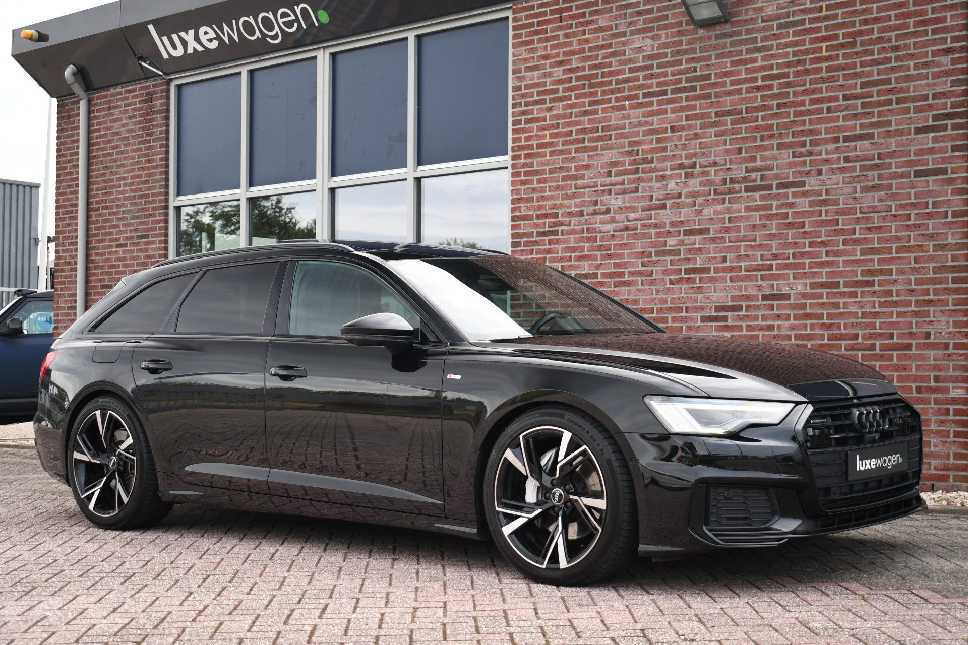 Audi A6 Avant 50 TDI 286pk quattro S-Line Pano B&O m-LED 360 ACC Optic-Black