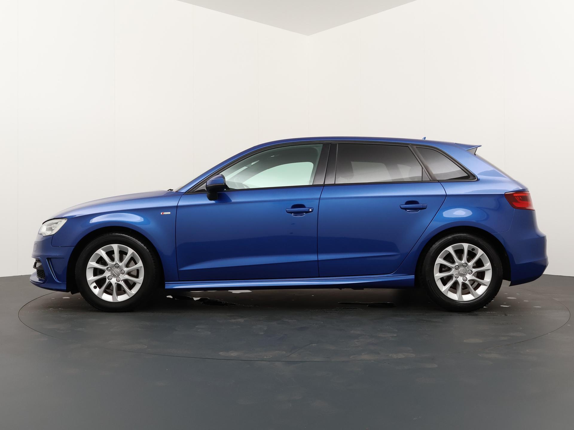 Audi A3 Sportback 1.2 TFSI Adrenalin Sport Cruise controle|Airco|navigatie