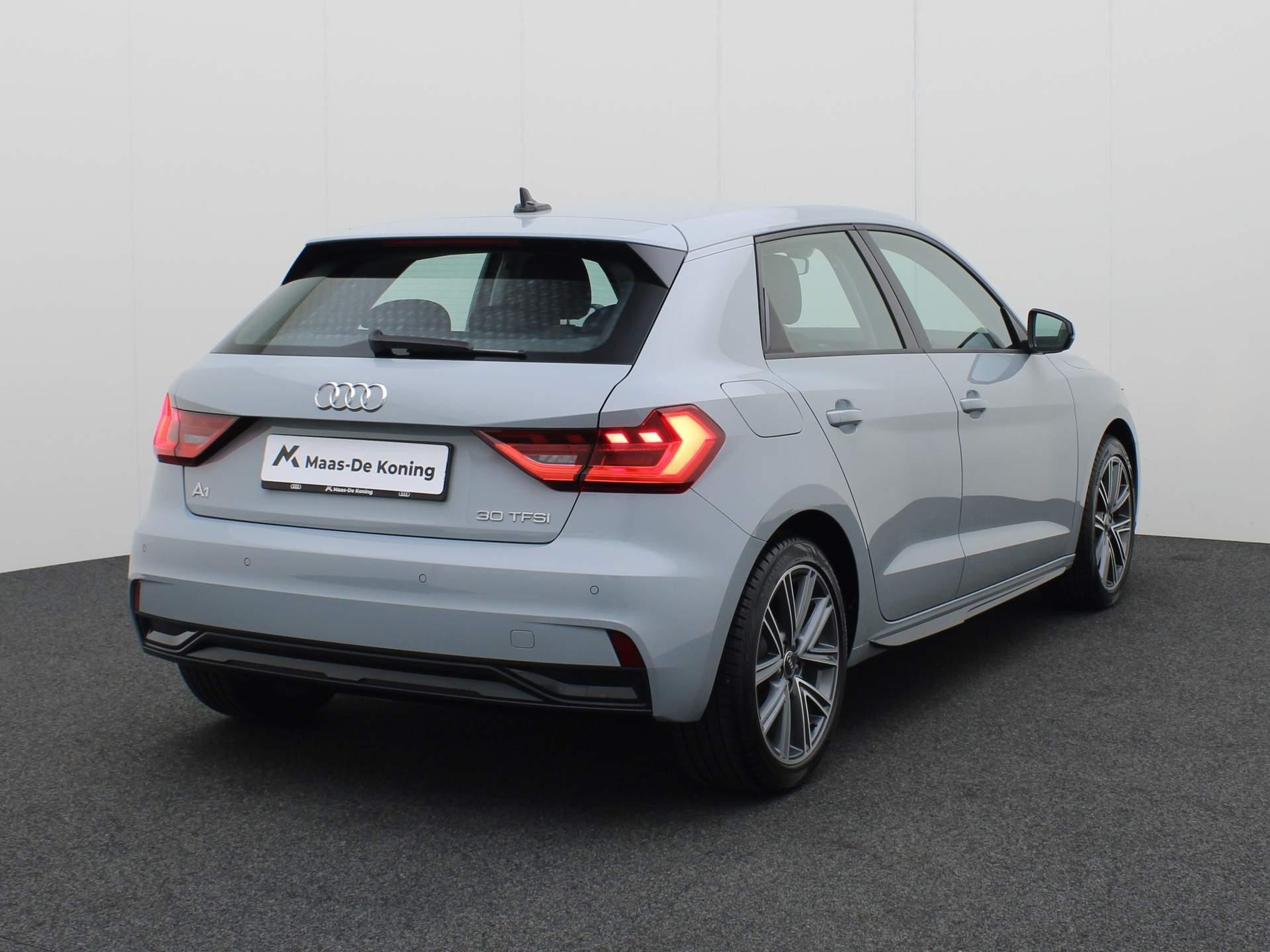 Audi A1 Sportback 30 TFSI/110PK Advanced edition · Cruise control · Parkeersensoren · Auto.airco