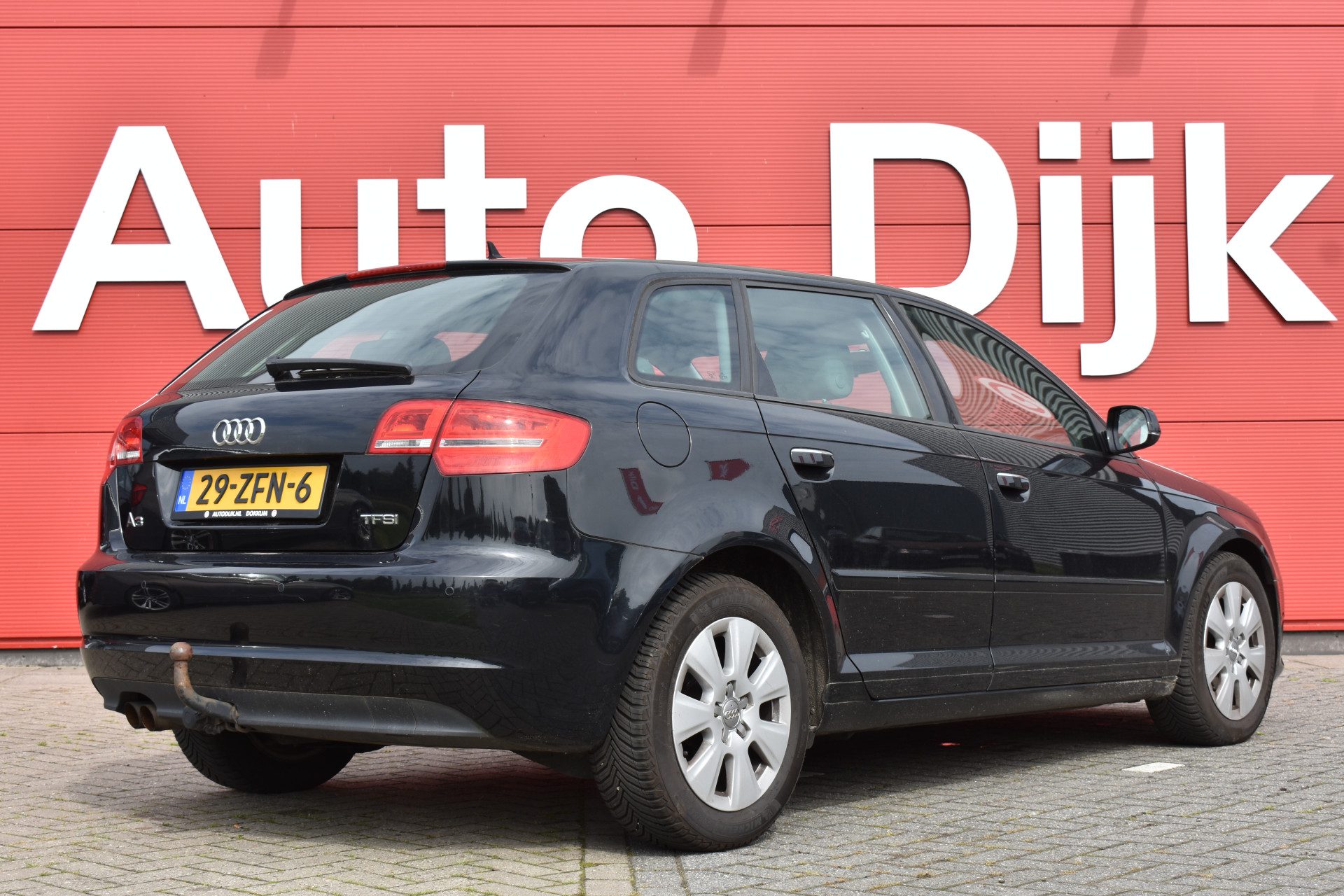 Audi A3 Sportback 1.4 TFSI Attraction Advance Automaat | Clima | Cruise | Radio/CD | Trekhaak | PDC | LMV