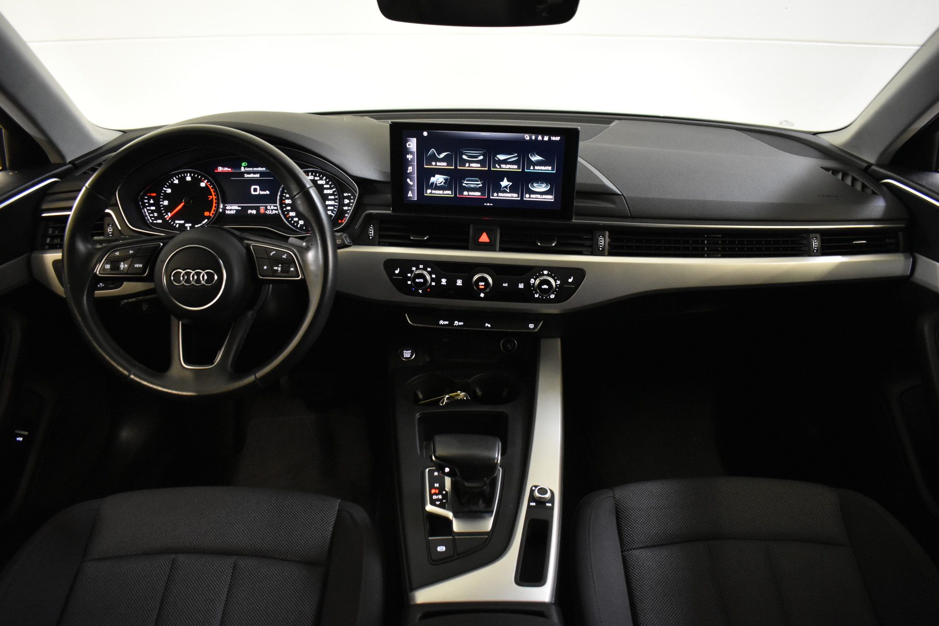 Audi A4 Avant 35 TFSI 2.0 150PK S-TRONIC PRO-LINE CARPLAY/PDC/LED