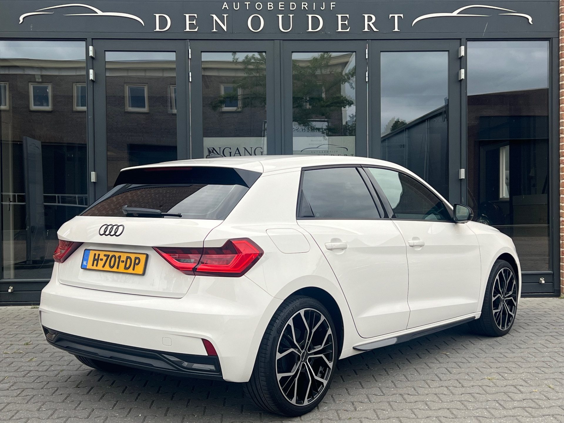 Audi A1 Sportback Automaat 25 TFSI epic / APPLE CARPLAY / VIRTUAL COCKPIT