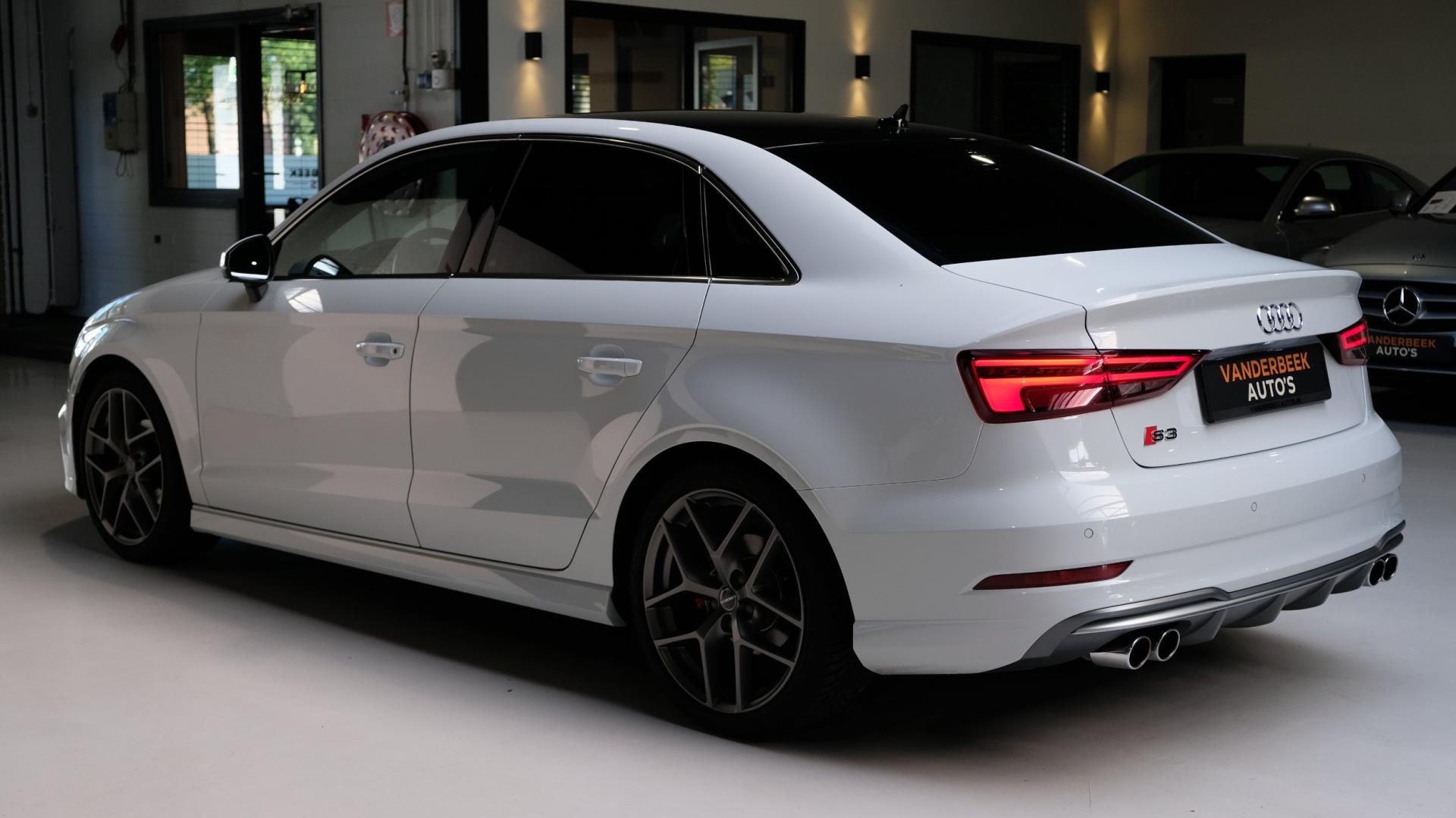 Audi A3 Limousine 1.4 TFSI S3 uitgevoerd! ACC|Carplay|Virtual