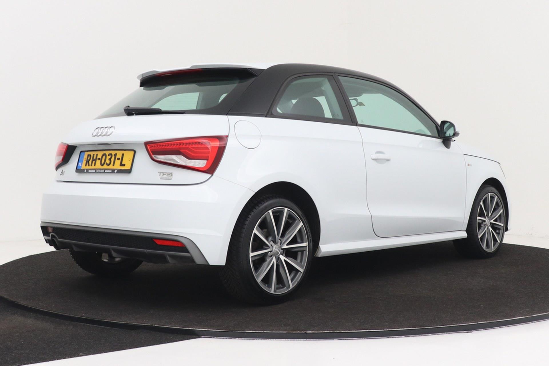 Audi A1 1.0 TFSI Adrenalin | S-Line | Automaat | Org NL | Facelift |