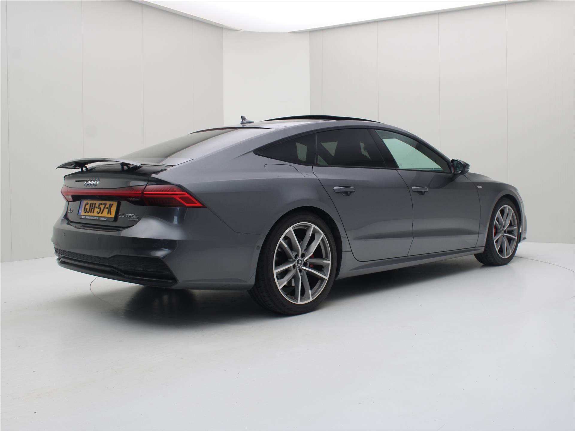 Audi A7 Sportback 55 TFSI e 367pk Quattro Competition 3x S-Line [ PANO+MATRIX LED+TREKHAAK+HUD+SPORTSTOELEN+ACC ]