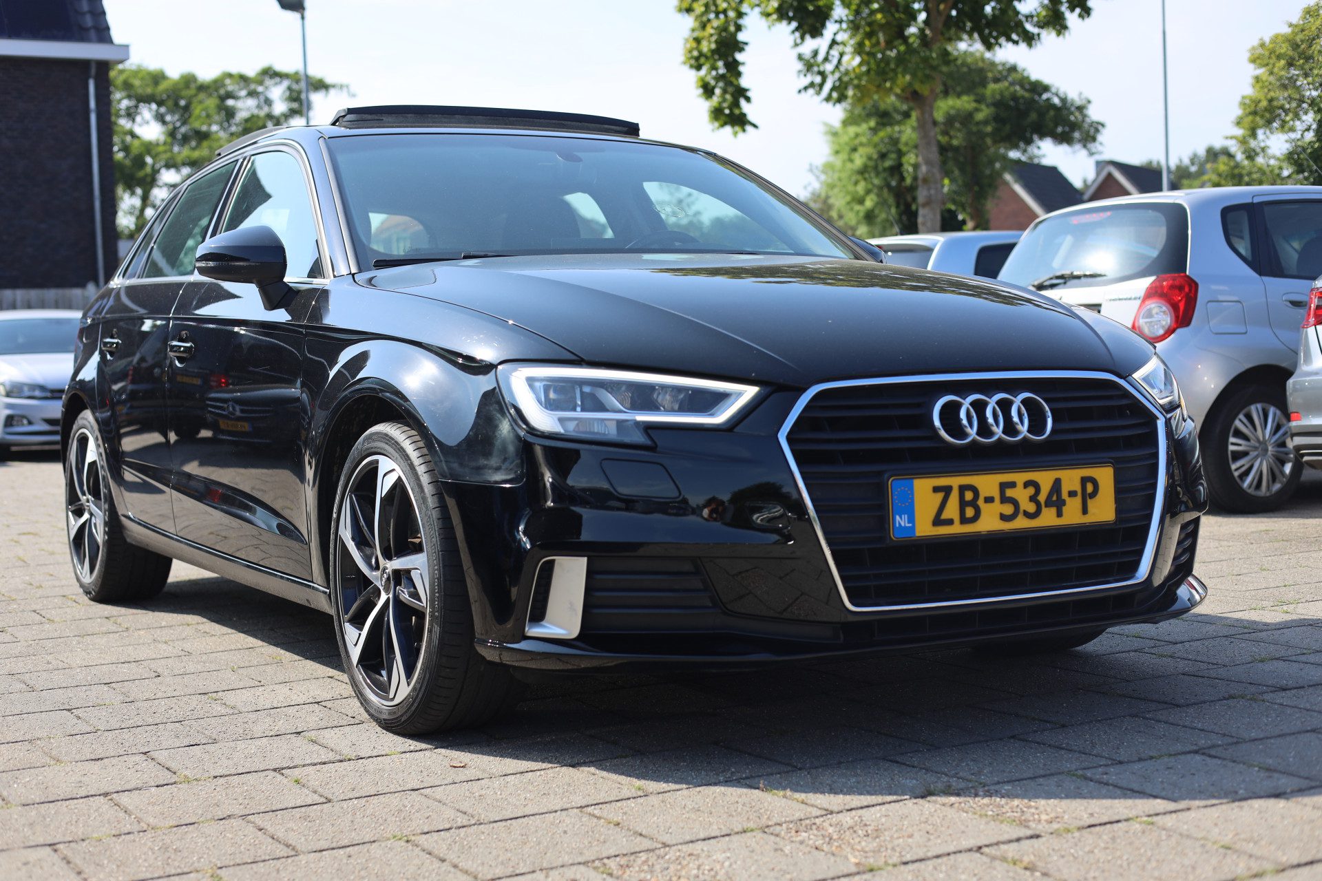 Audi A3 Sportback 30 TFSI AUTOMAAT | SPORT | PANO | NAVI | LED | 18 INCH