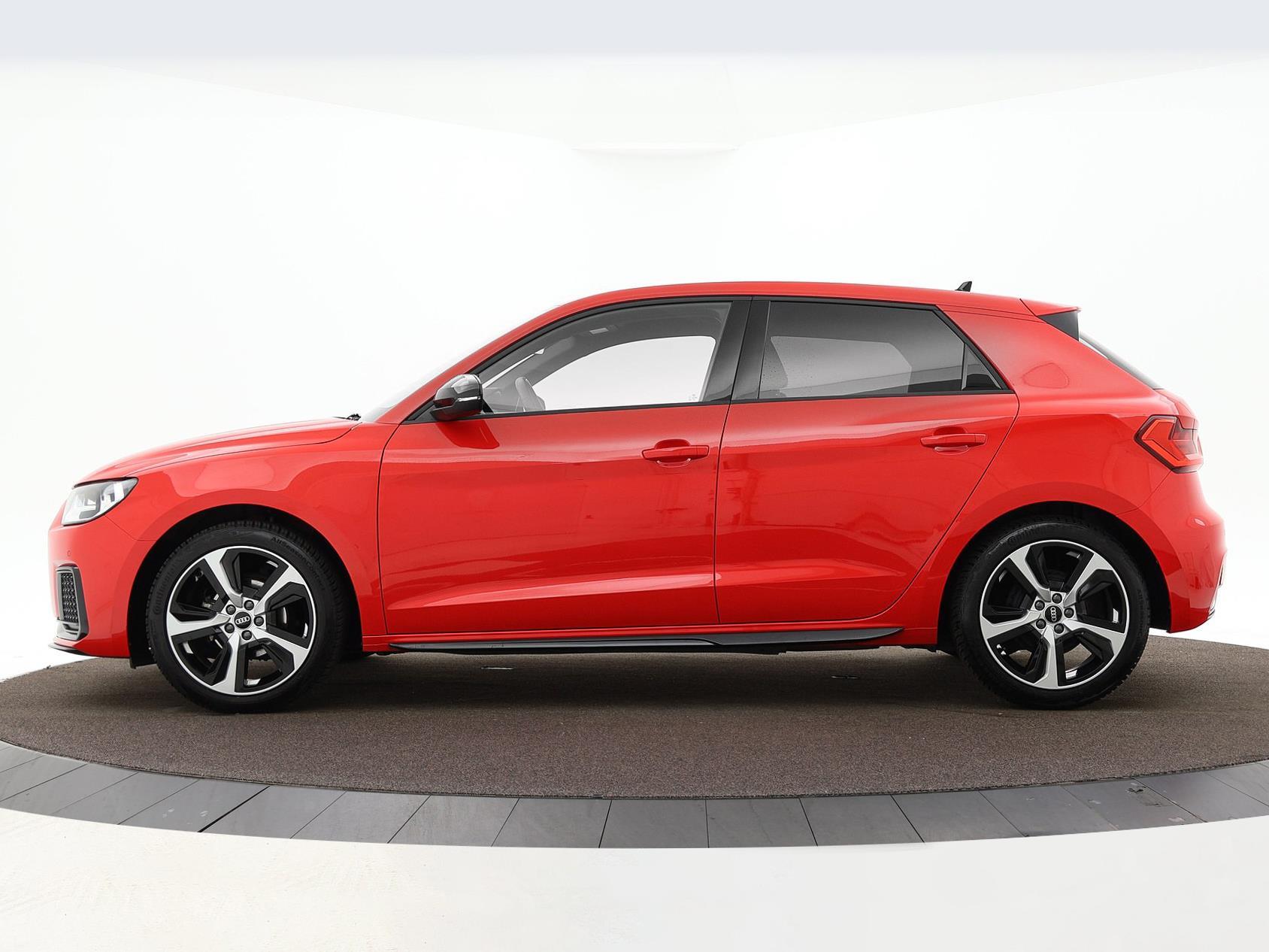 Audi A1 Sportback 25 Tfsi 95pk S-tronic Advanced edition | Airco | Cruise Control | P-Sensoren | DAB | Smartphone Interface | Getint Glas | 17” Inch | Garantie t/m 25-08-2026 of 100.000km