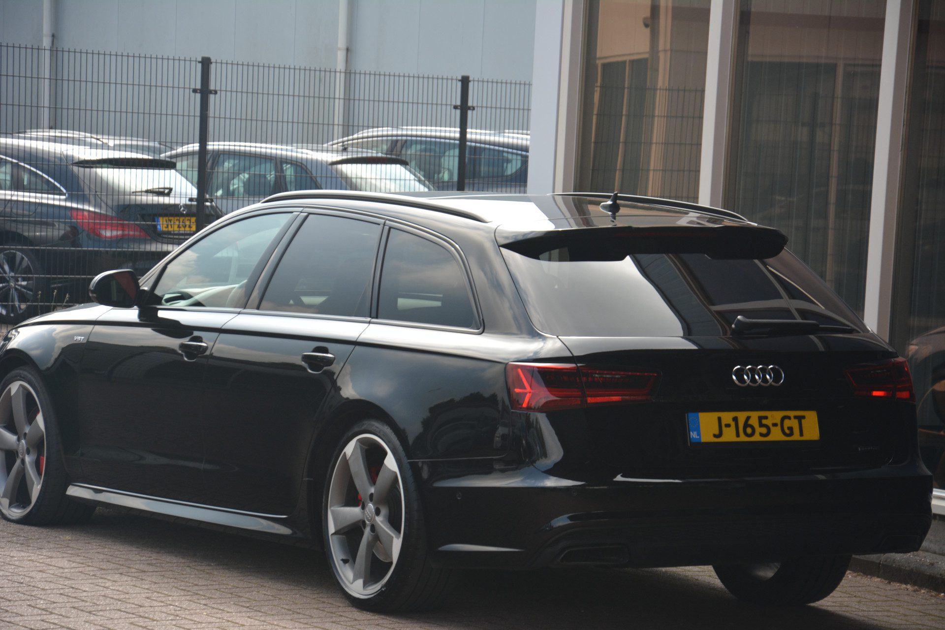 Audi A6 Avant 3.0 TDI BiT quattro Competition | RS Zetels | Black optic | ACC | Full LED | Dynamic sound | BOSE | HUD | Panoramadak | Zeer complete A6 COMPETITION 2xS-line alcantara deurpanelen standkachel navigatie stoelverwarming camera