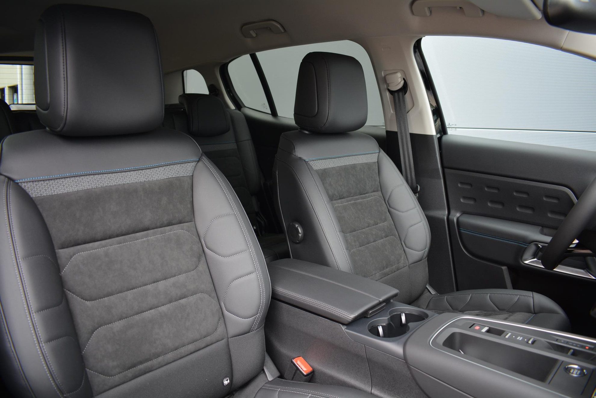 Citroen C5 Aircross PureTech 130pk Automaat Feel | NAVIGATIE | ALCANTARA BEKLEDING |