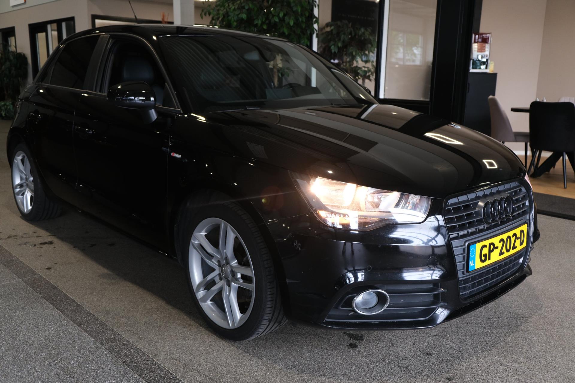 Audi A1 Sportback 1.4 TFSI S-Line S-tronic Navi Leder Pdc Stoelverw