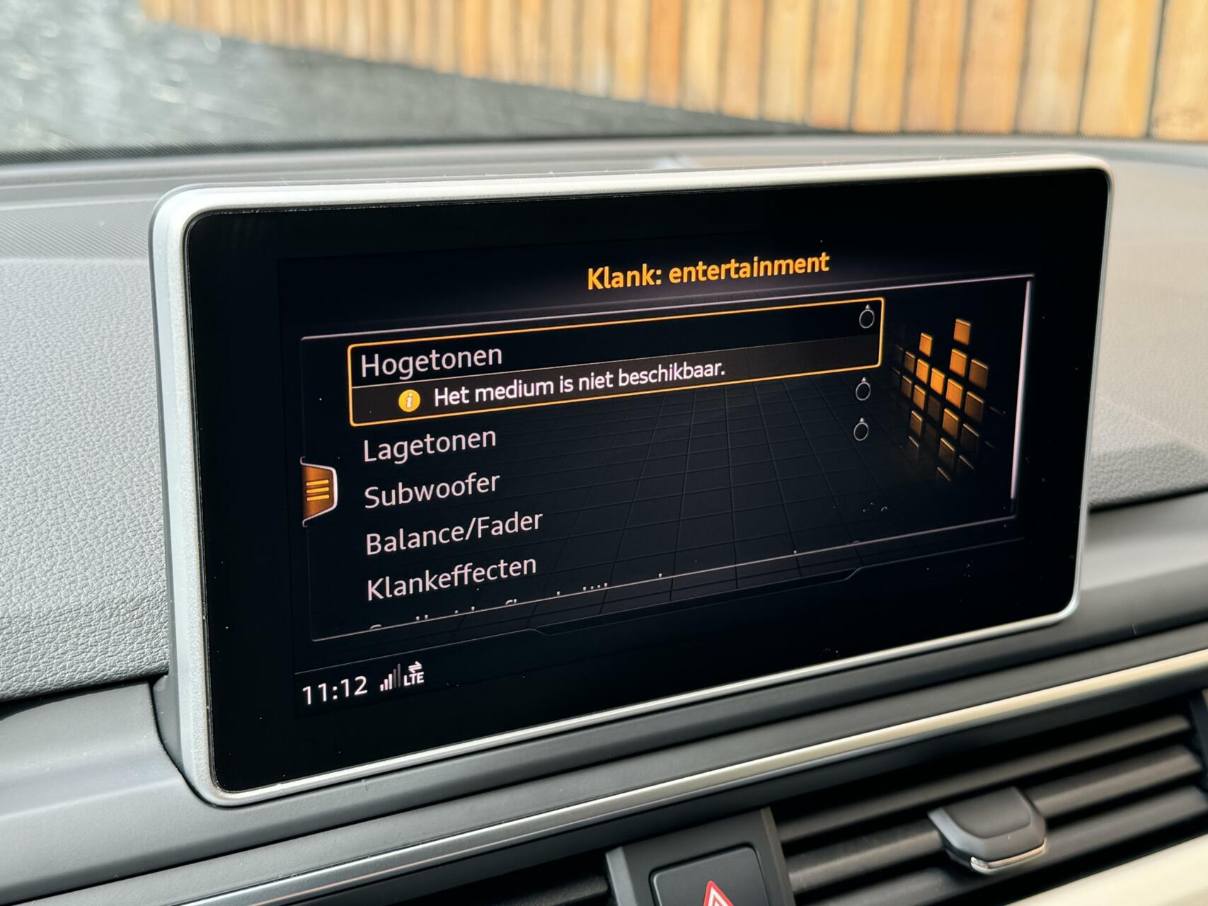 Audi A4 Avant 40 TFSI Sport S line Automaat | Pano | Leer | Bang&Olufsen Audio | Parkeersensoren voor en achter | Getint glas | Digitale dashboard