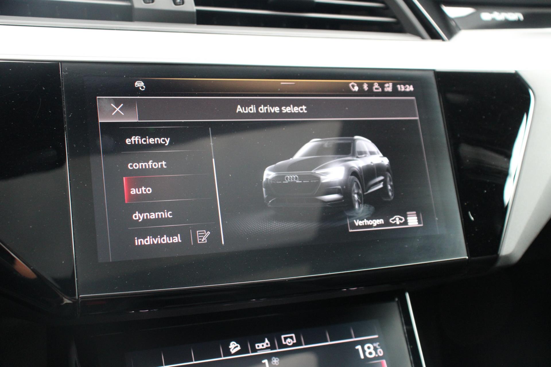 Audi E-tron 55 Quattro Advanced 1e Eig Luchtvering Virtual Pano S-Line Black Optic 20”