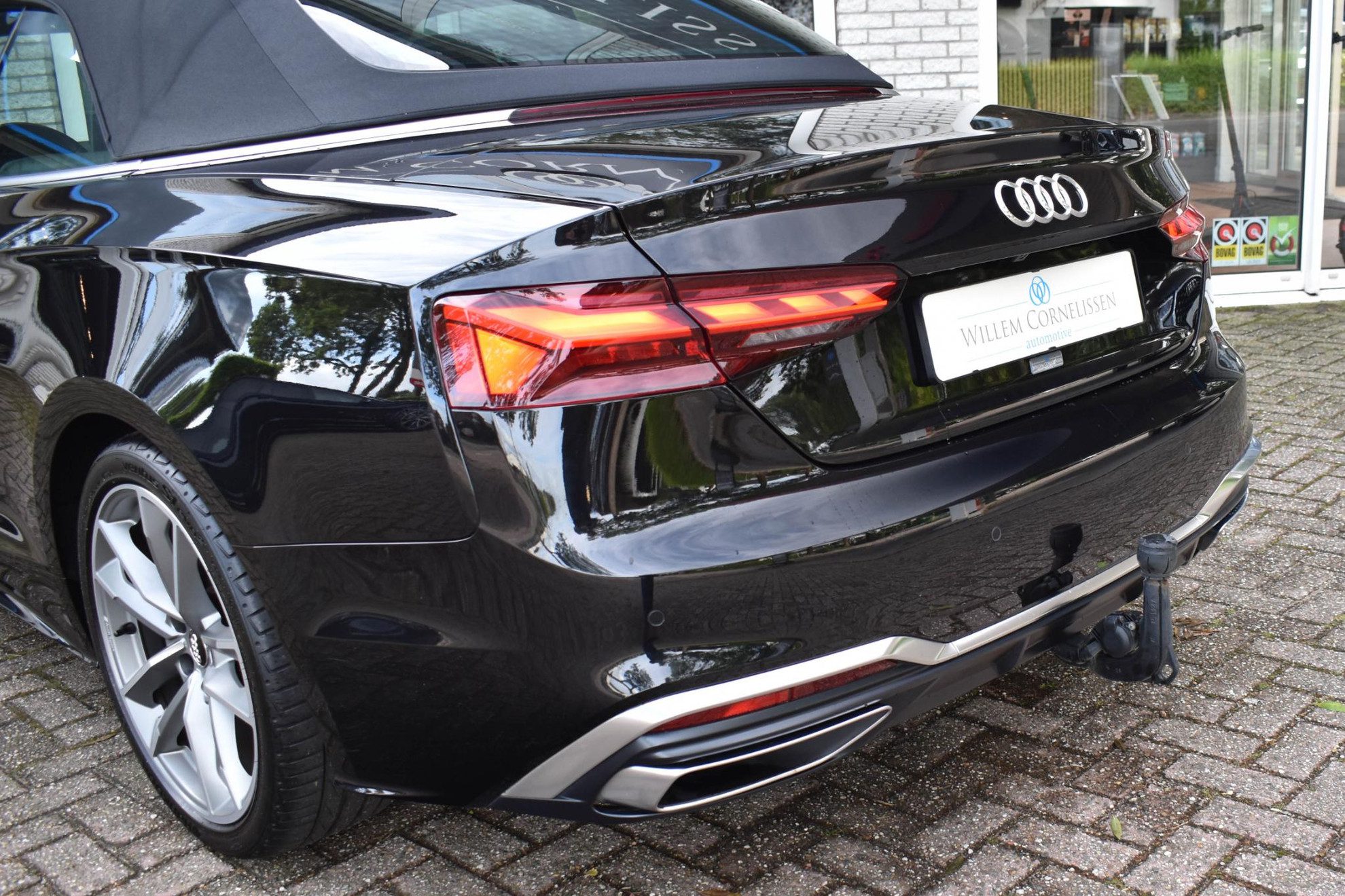 Audi A5 Cabriolet 40 TFSI S edition Virtual Dash Nekverwarming B&O