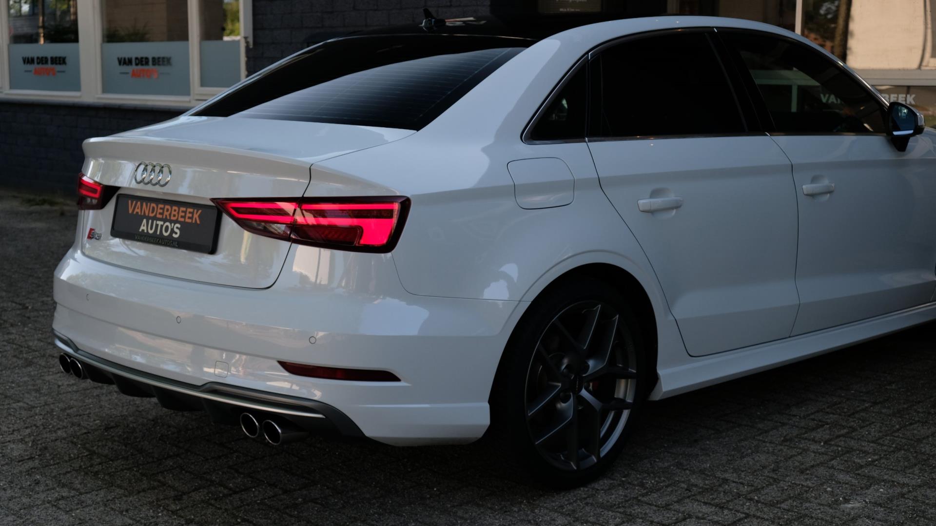 Audi A3 Limousine 1.4 TFSI S3 uitgevoerd! ACC|Carplay|Virtual