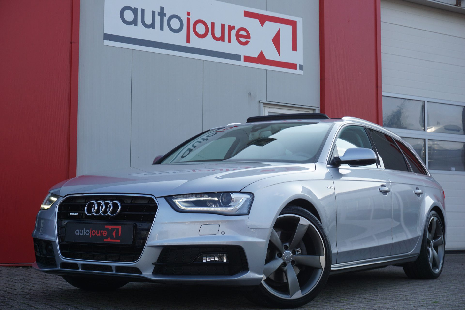 Audi A4 Avant 3.0 TDI Quattro Pro Line S | Panoramadak | ACC | B&O Audio | Standkachel | Trekhaak |