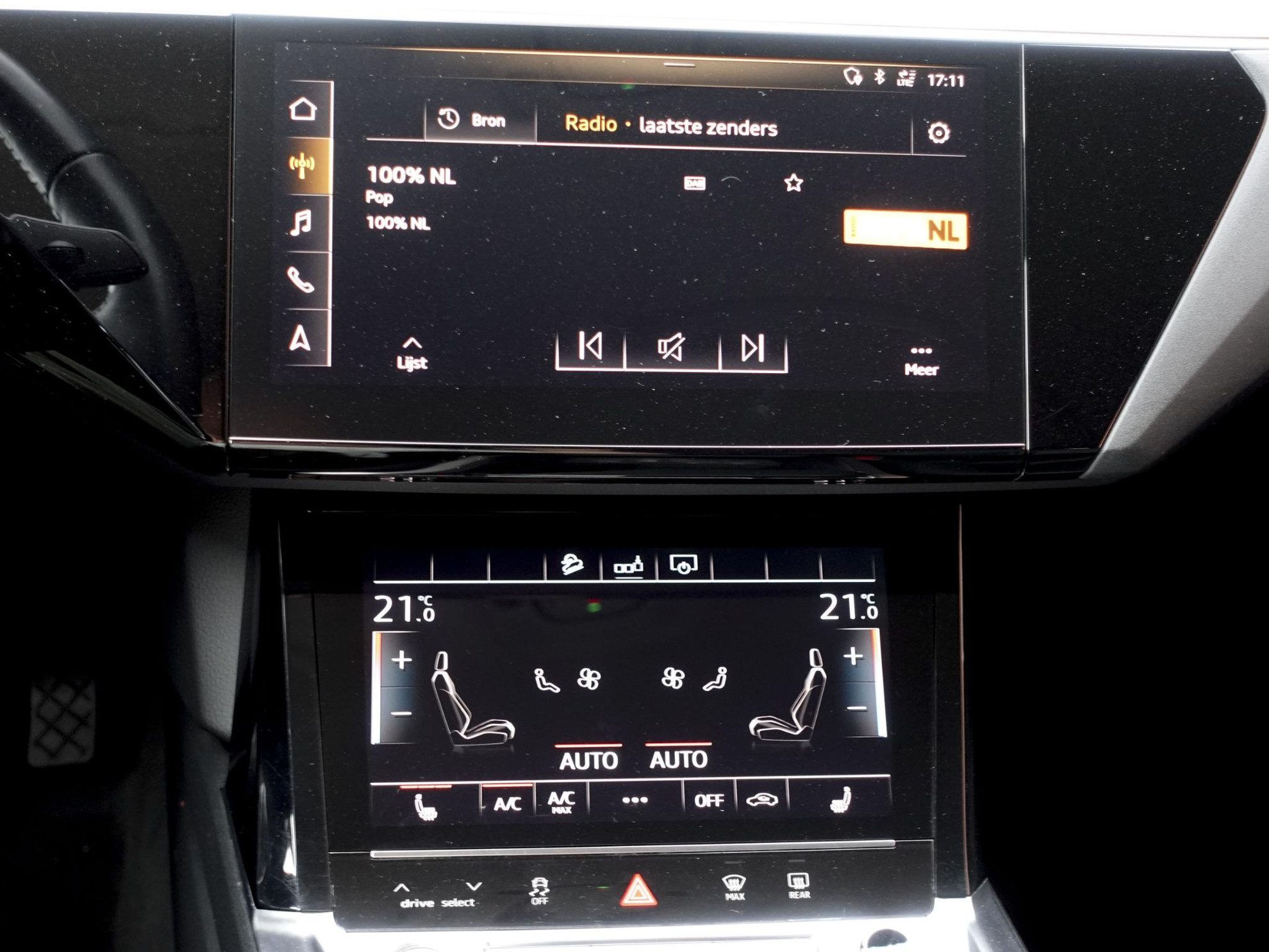 Audi E-Tron 55 Advanced Quattro Navigatie Leder LED Matrix Tour Package Camera DAB+ Electrisch bedienbare achterklep