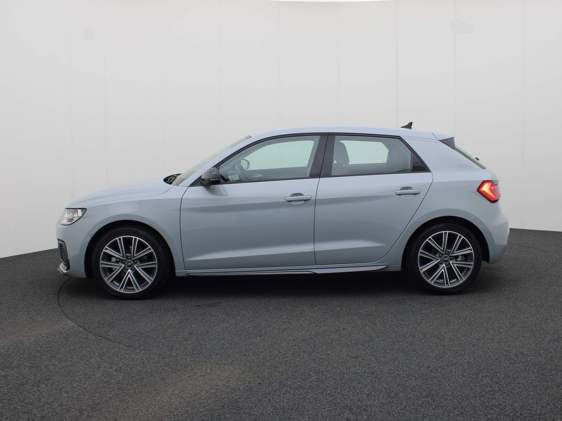 Audi A1 Sportback 30 TFSI/110PK Advanced edition · Cruise control · Parkeersensoren · Auto.airco