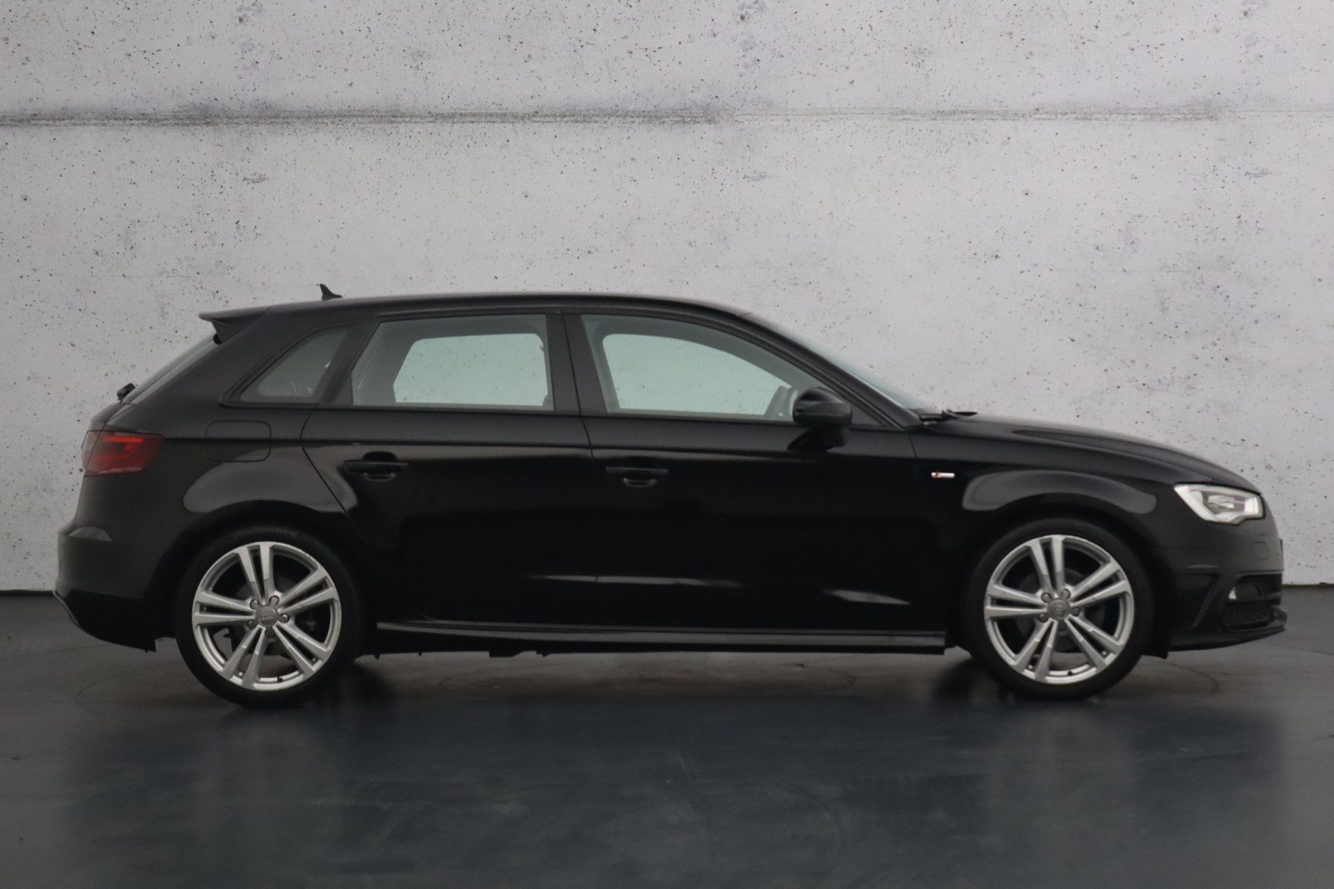 Audi A3 Sportback 1.4 TFSI CoD Ambition Pro Line S | Cruise control | bi-xenon koplampen | Parkeersensoren | Navigatie