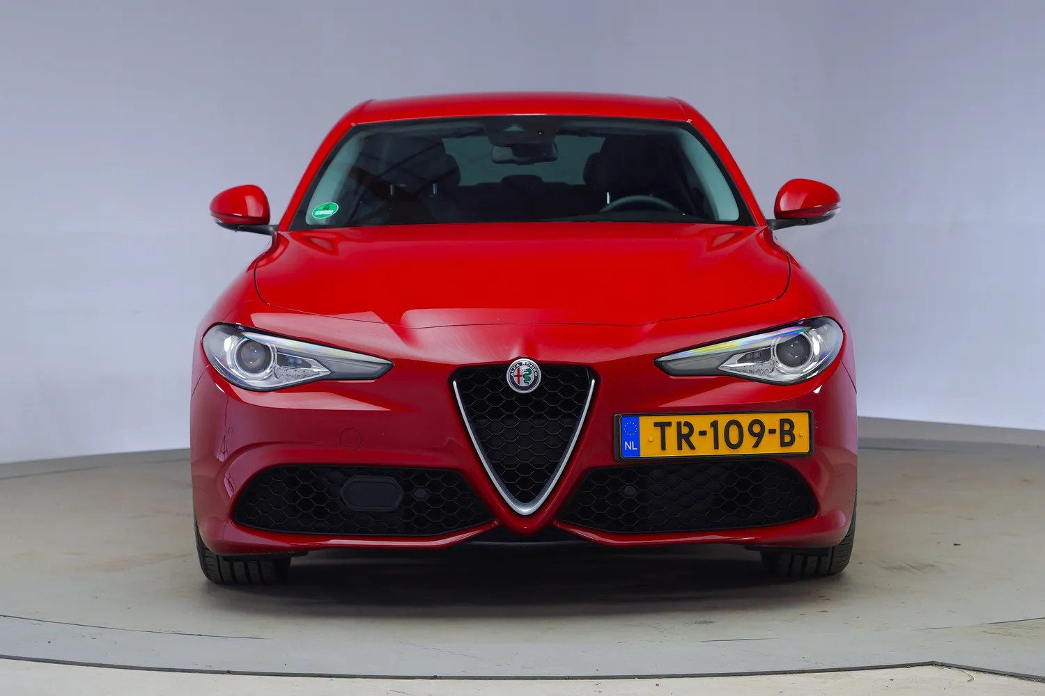 Alfa Romeo Giulia 2.0T Super Veloce Aut. [ Xenon Leder Navi Stoelverwarming ]