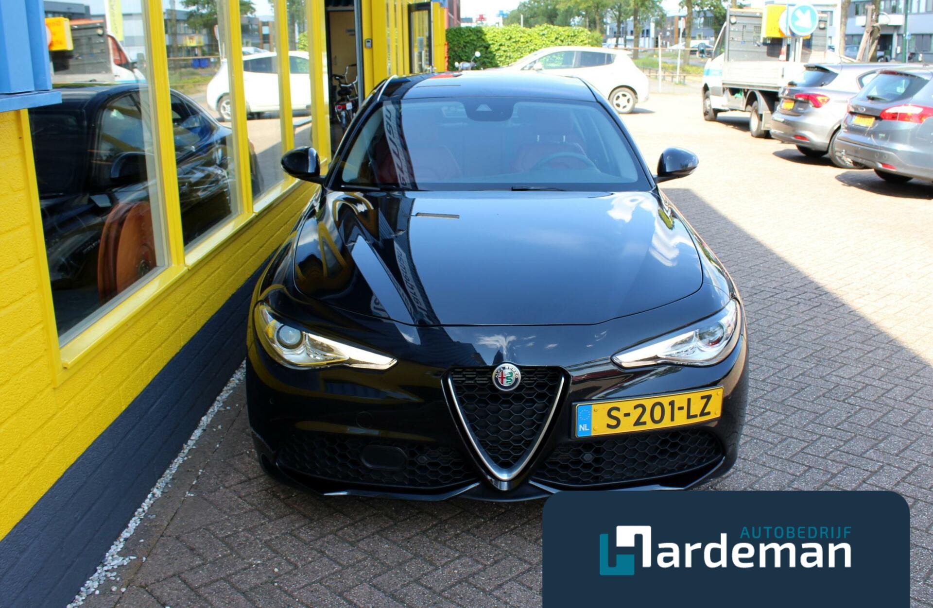 Alfa Romeo Giulia 2.0 T 280pk AWD Veloce Driver Ass.