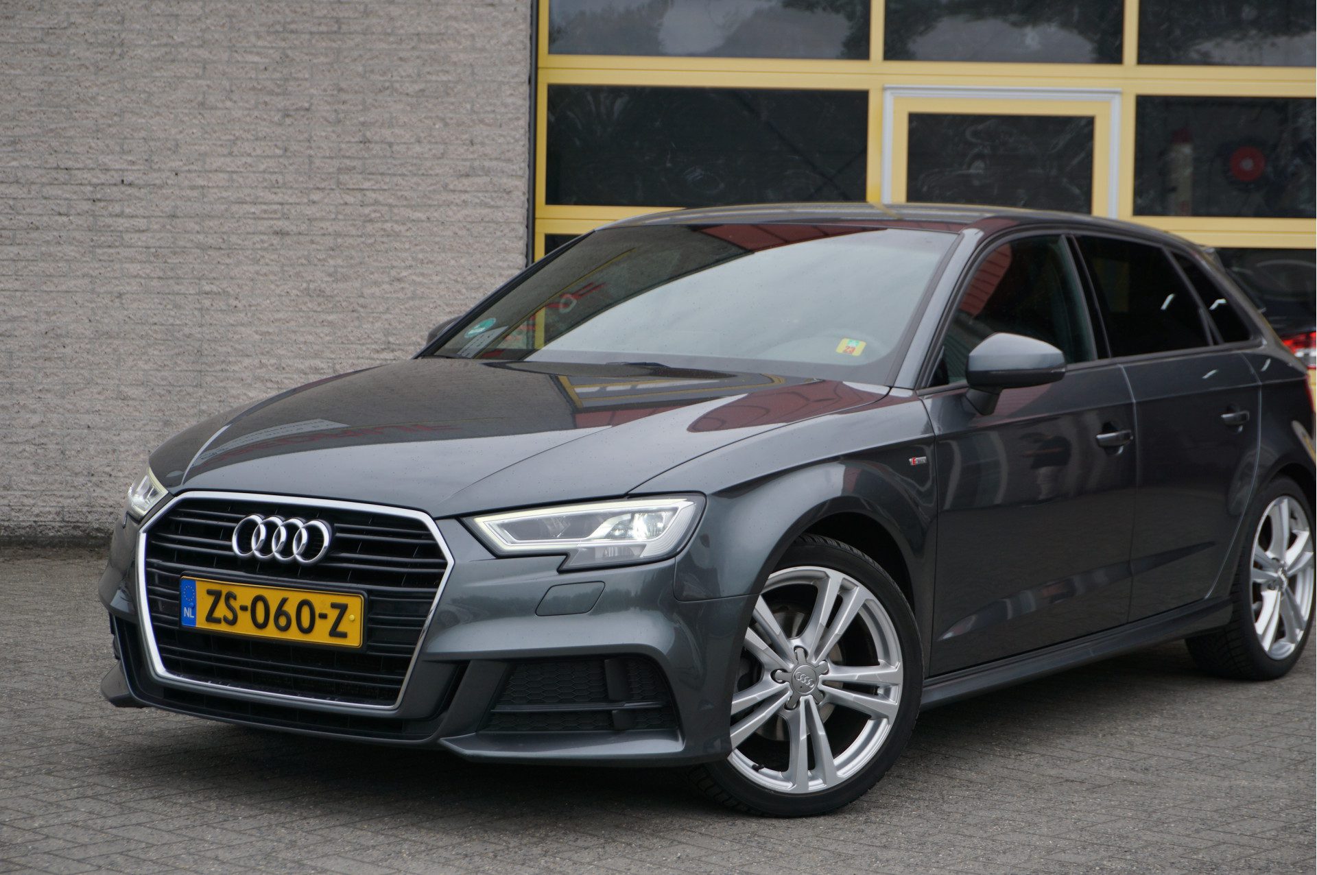 Audi A3 Sportback 35 TFSI 150PK! Automaat 5drs 2x S-Line BJ2019 Lmv 18″ | Led | Navi | Dynamische knipperlichten | Sideskirts | Virtual