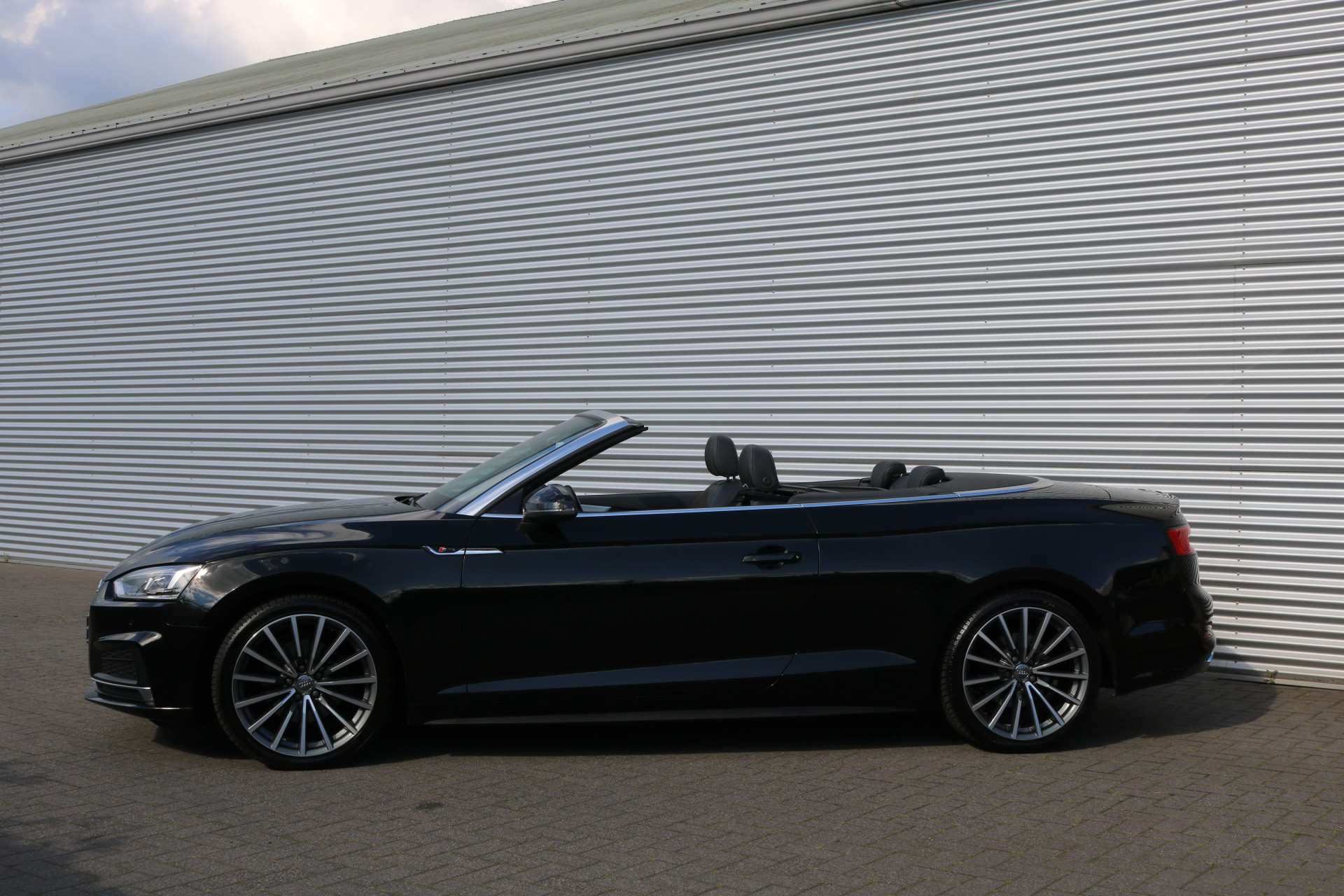 Audi A5 Cabriolet 2.0 TFSI S-Line Aut (Sportinterieur Clima Cruise Full-Led 19InchLMV Windschot Pdc V+A)