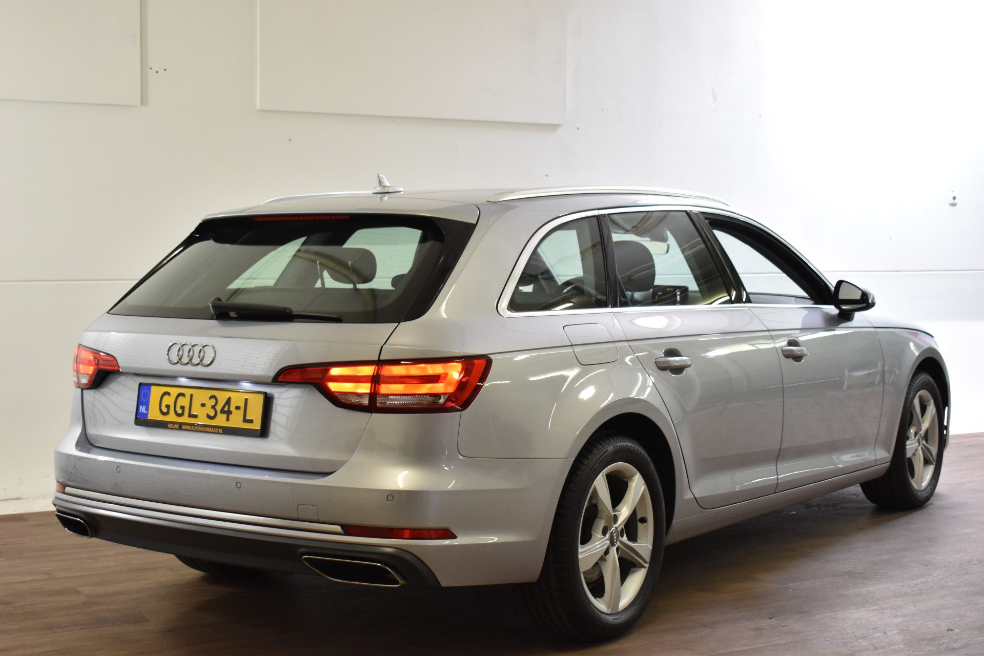 Audi A4 Avant 35 TFSI 2.0 150PK PRO-LINE SPORT NAVI/PDC/ECC