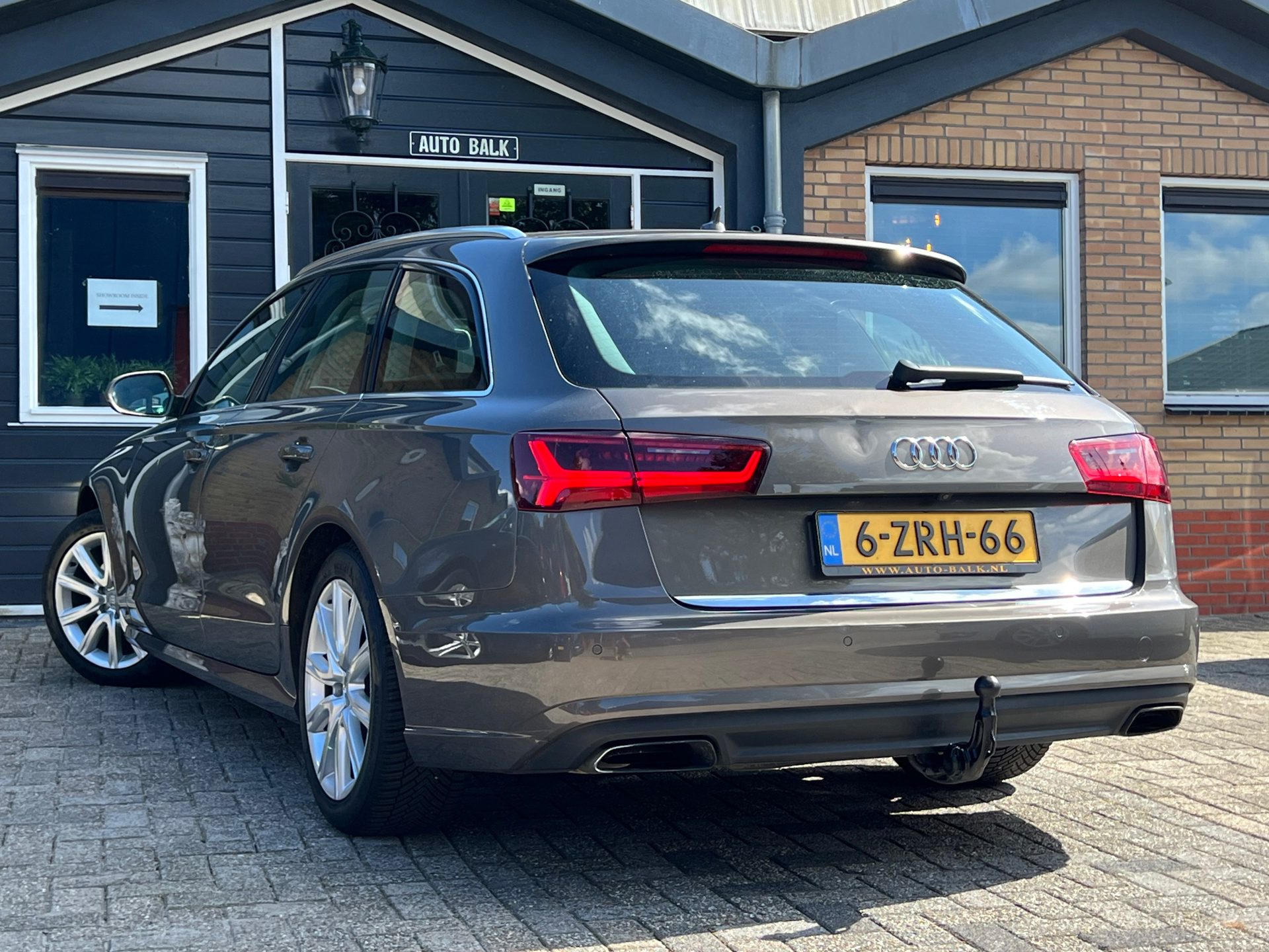 Audi A6 Avant 1.8 TFSI ultra Premium Edition | Dealeronderhouden + Eerste eigenaar |