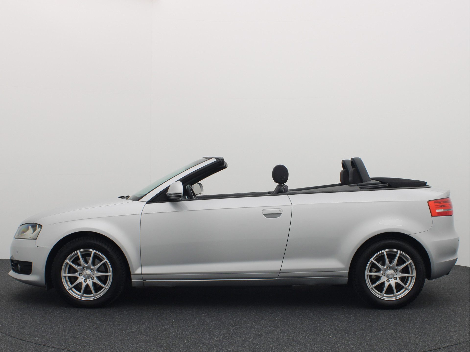 Audi A3 Cabriolet 1.8 TFSI Attraction STOELVERW / CLIMA / PDC / ELEK RAMEN / DEALER OH