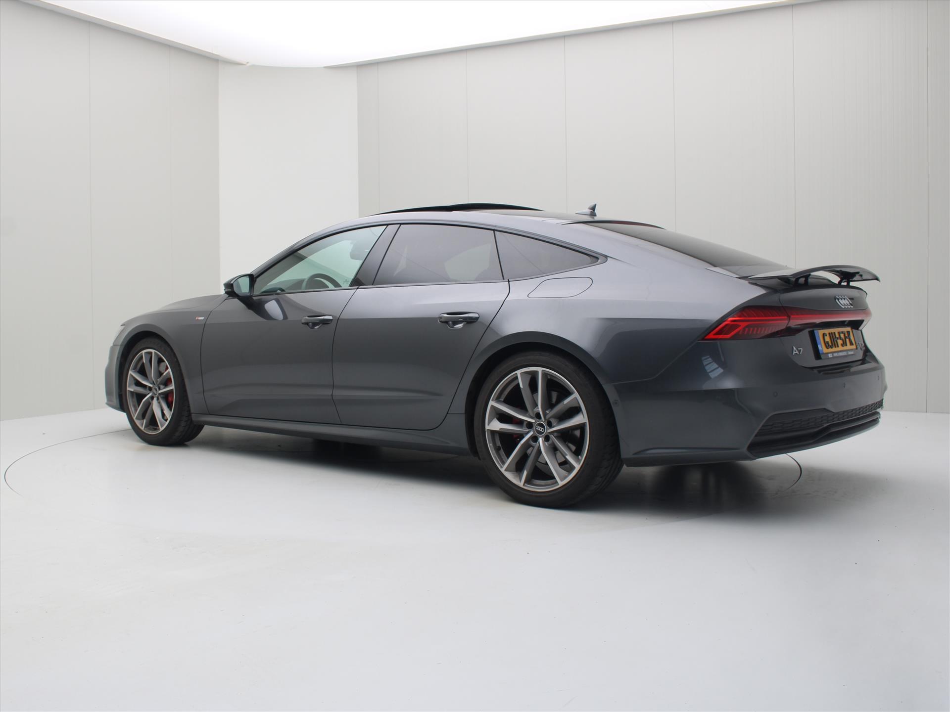 Audi A7 Sportback 55 TFSI e 367pk Quattro Competition 3x S-Line [ PANO+MATRIX LED+TREKHAAK+HUD+SPORTSTOELEN+ACC ]