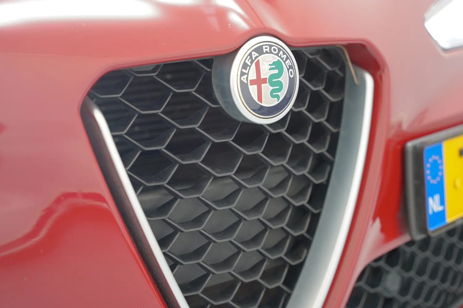 Alfa Romeo Giulia 2.0T Super Veloce Aut. [ Xenon Leder Navi Stoelverwarming ]