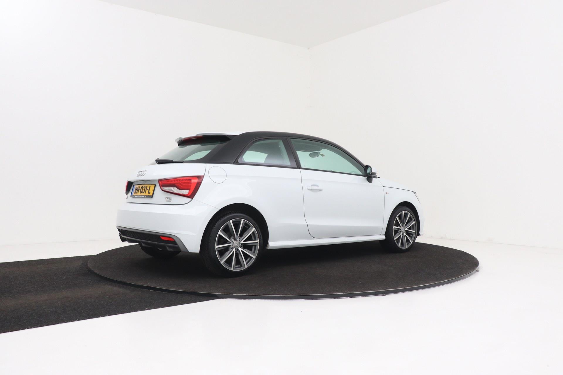 Audi A1 1.0 TFSI Adrenalin | S-Line | Automaat | Org NL | Facelift |