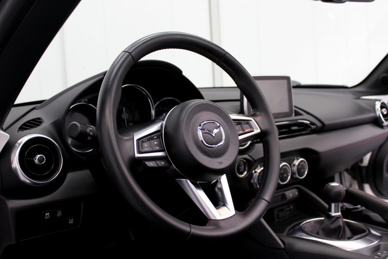 Mazda MX-5 1.5 SkyActiv-G 131 GT-M 131PK, LEER | NAVIGATIE | LED | VERWARMDE STOELEN | CAMERA | CARPLAY | CRUISE CONTROLE