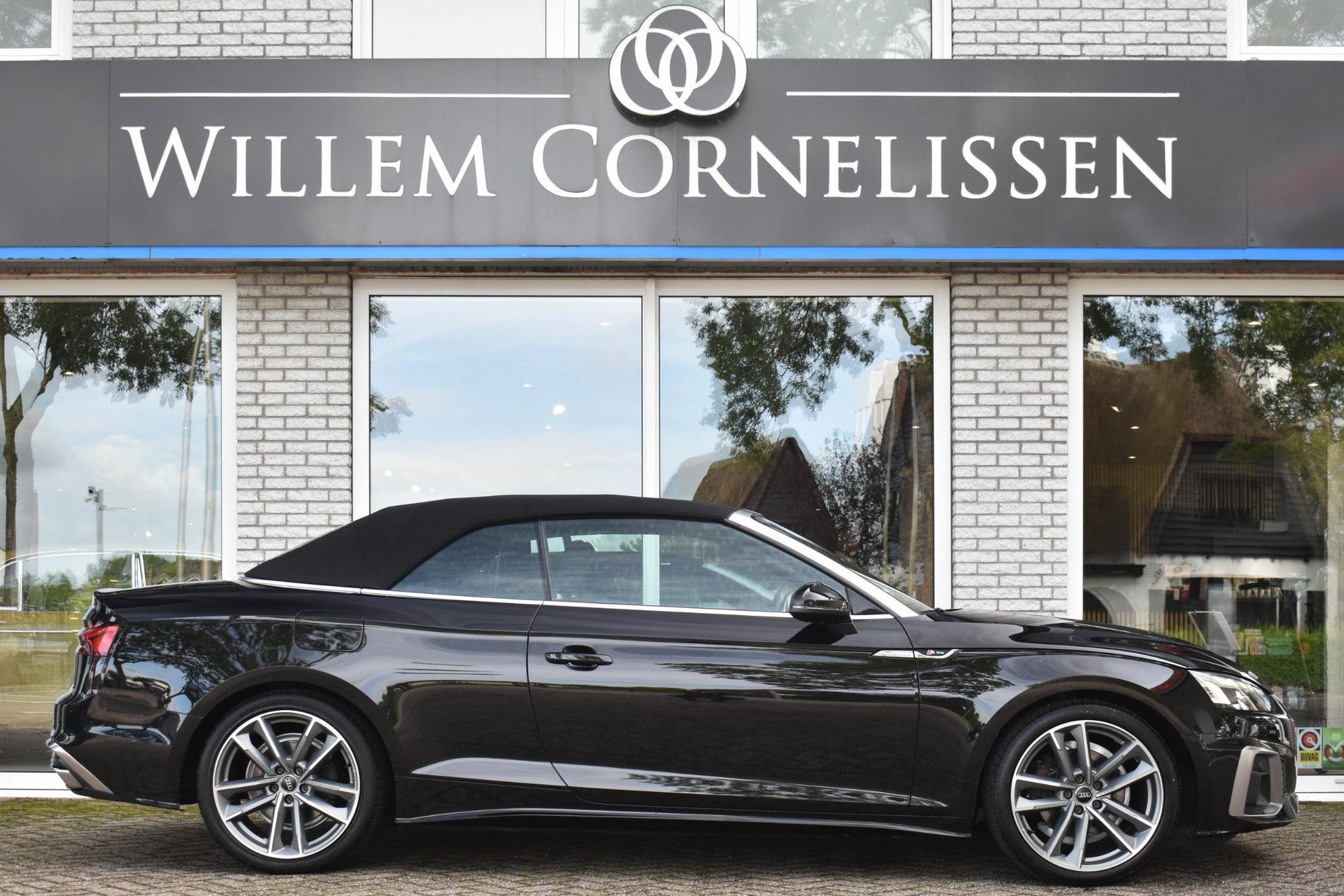 Audi A5 Cabriolet 40 TFSI S edition Virtual Dash Nekverwarming B&O