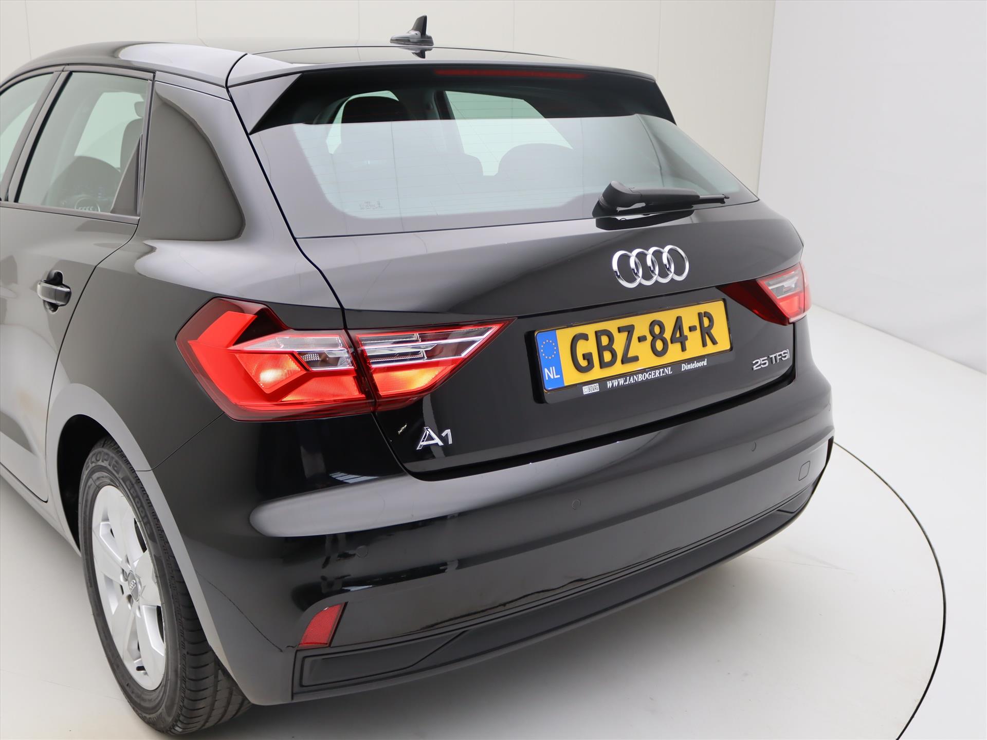 Audi A1 Sportback 25 TFSI 95pk Business+ [ VIRTUAL+NAVI+CRUISE+CLIMATE+PDC V/A ]