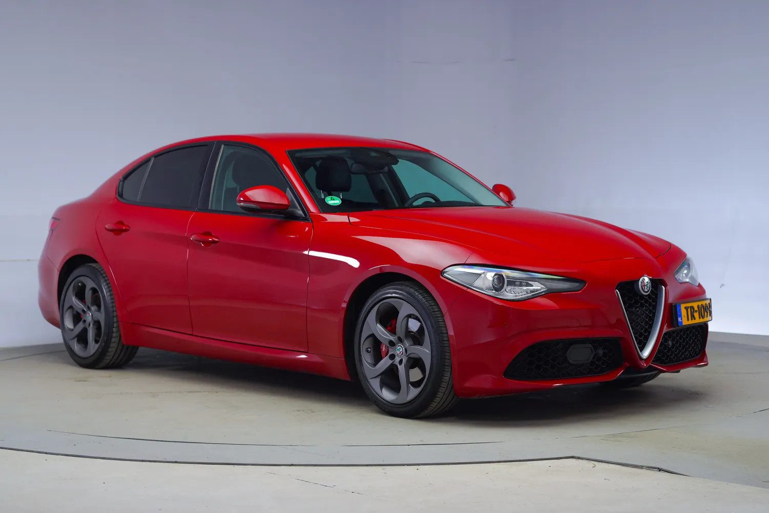 Alfa Romeo Giulia 2.0T Super Veloce Aut. [ Xenon Leder Navi Stoelverwarming ]