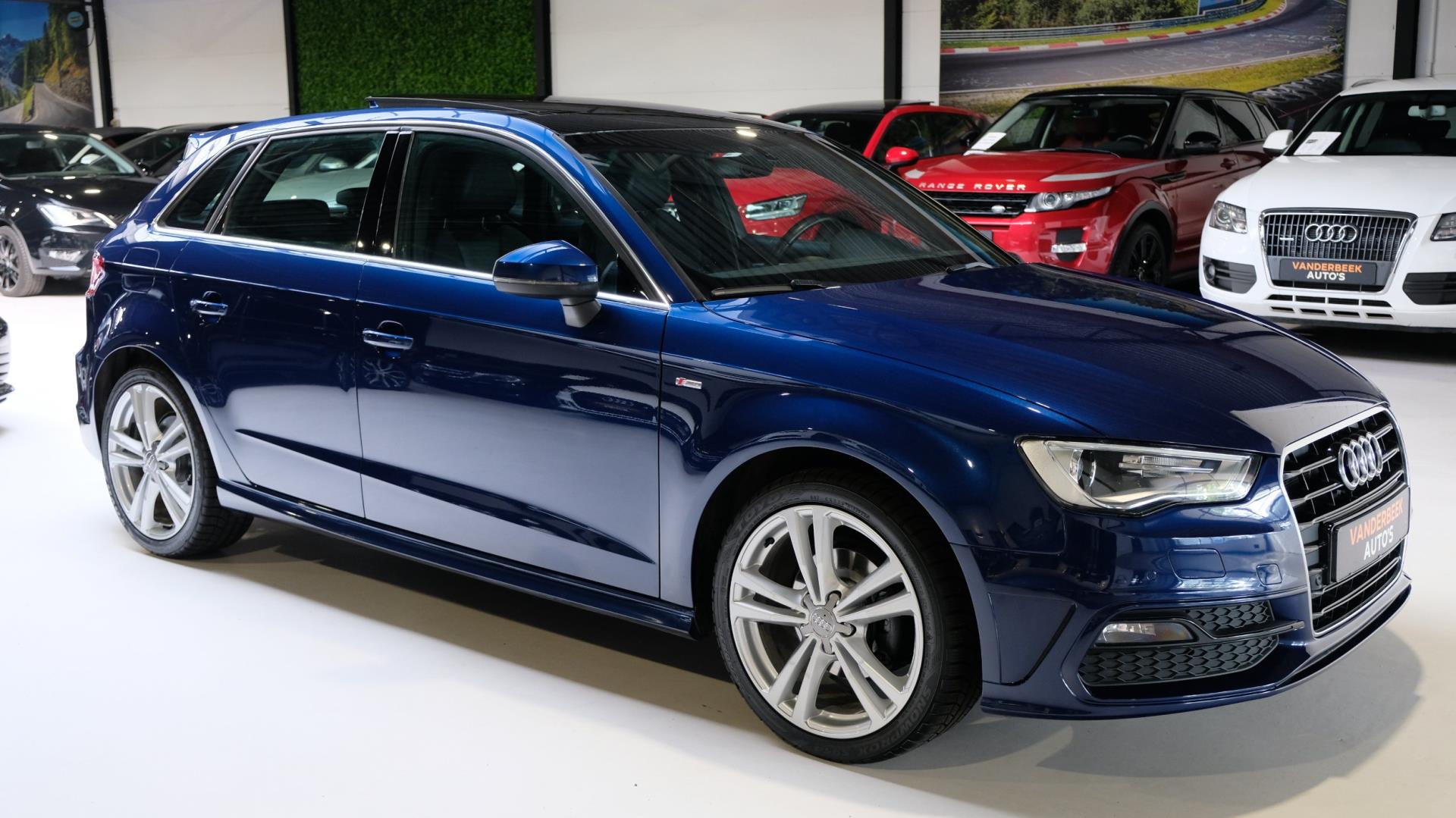 Audi A3 SPORTBACK 1.4 TFSI 150PK S-Line Panorama dak