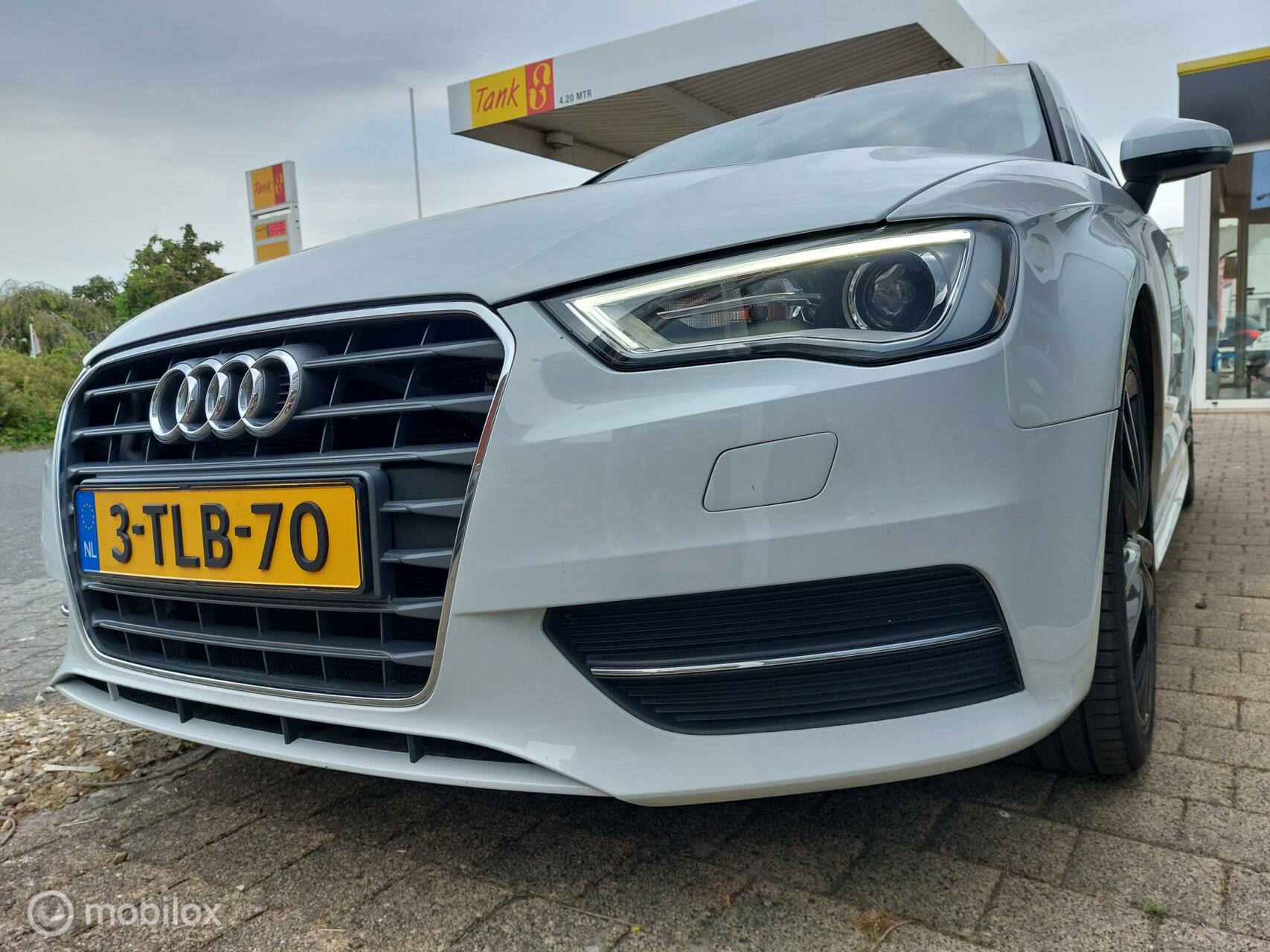 Audi A3  1.6 TDI ultra Attraction Pro Line