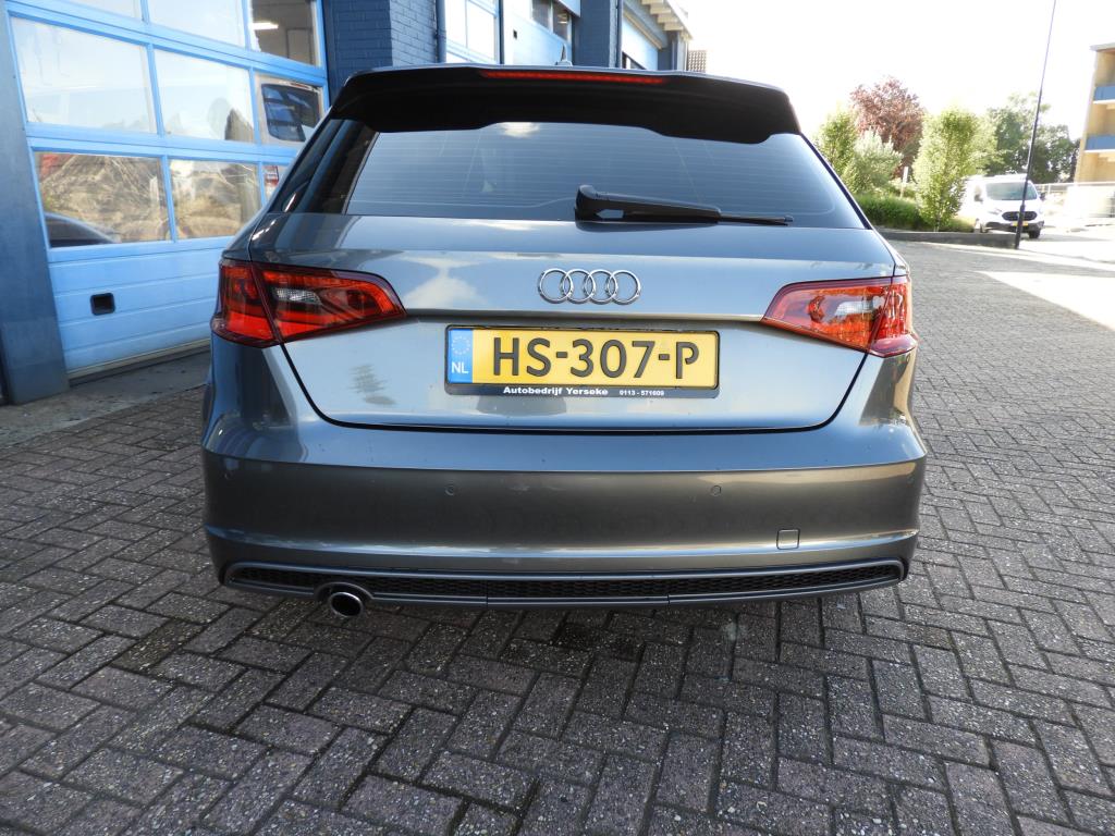 Audi A3 Sportback 1.2 TFSI Ambition Sport Edition 3x S-line