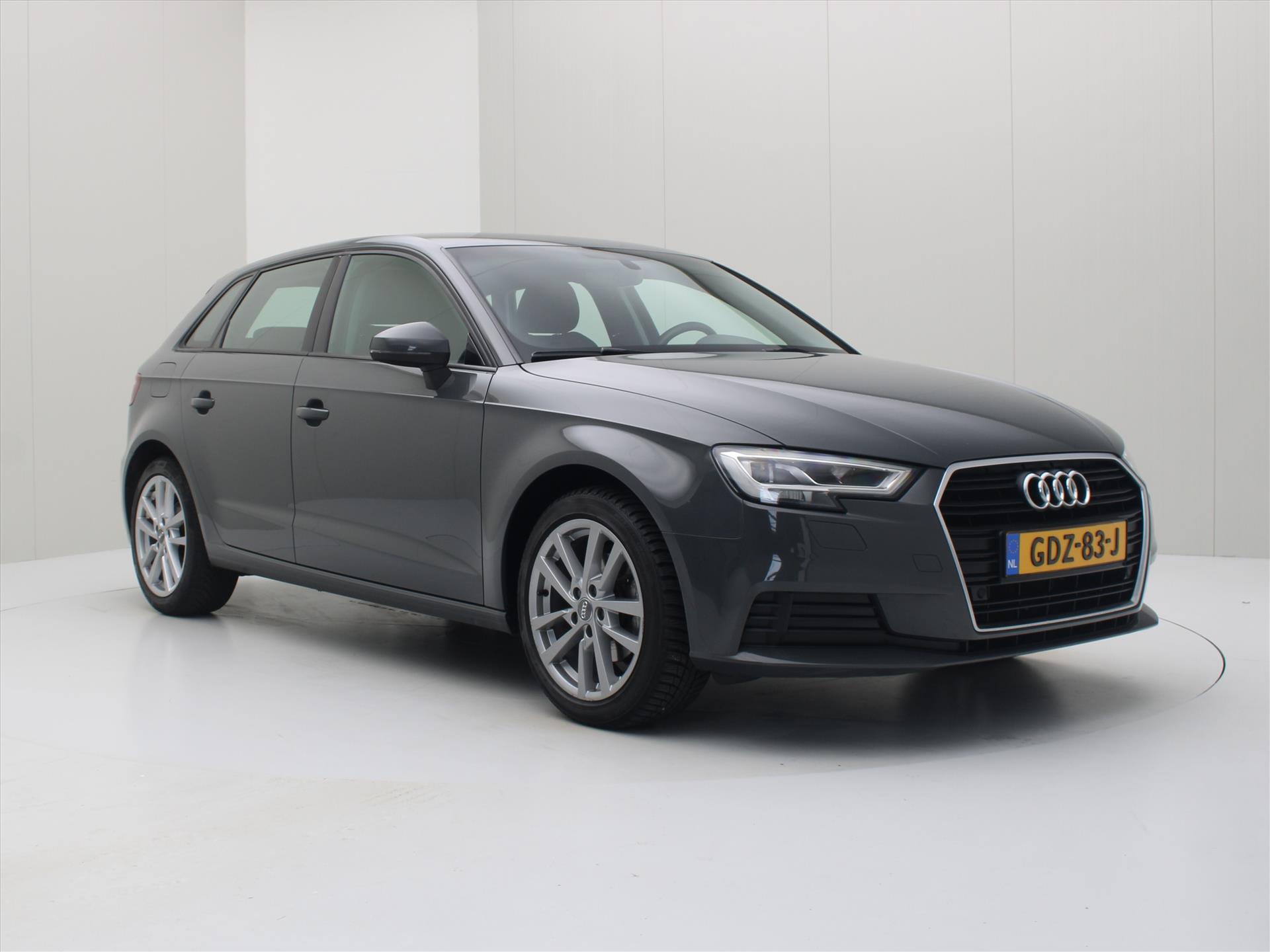 Audi A3 Sportback 35 TFSI 150pk Automaat Platinum Business [ VIRTUAL+LED+NAVI+CRUISE+CLIMATE+STOELVERWARMING ]