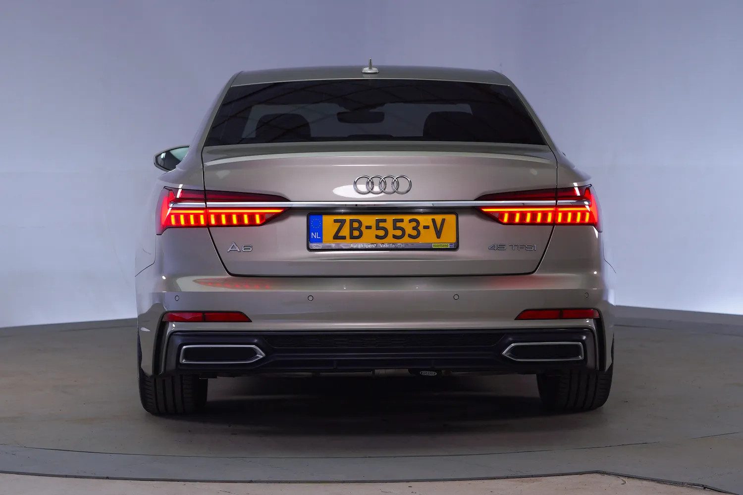 Audi A6 LIMOUSINE 45 TFSI S Line Sport Edition Aut. [ Virtual Navi Half-leder Stoelverwarming ]