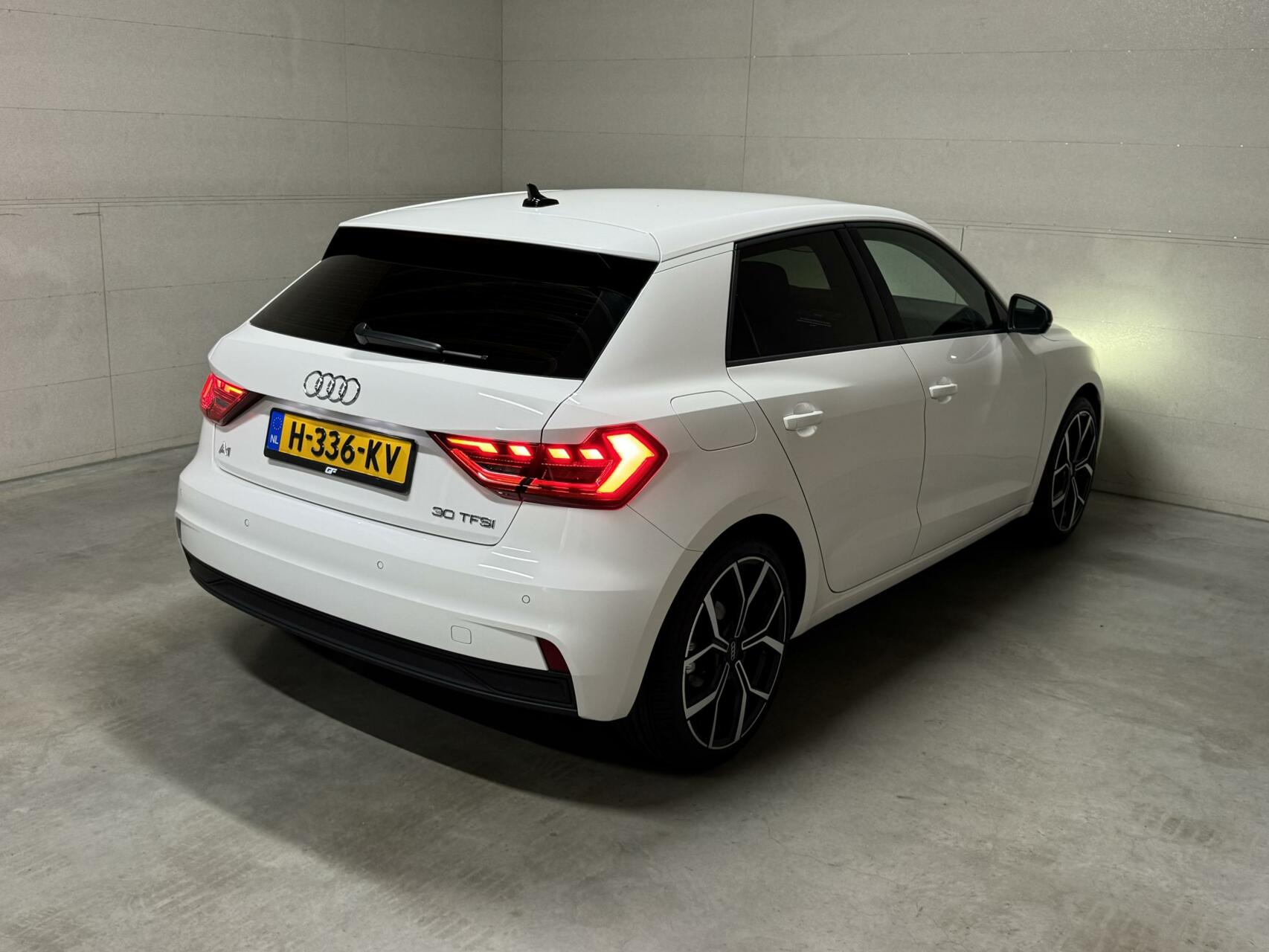 Audi A1 Sportback 30 TFSI S-Line 18” Virtual  CarPlay NAP