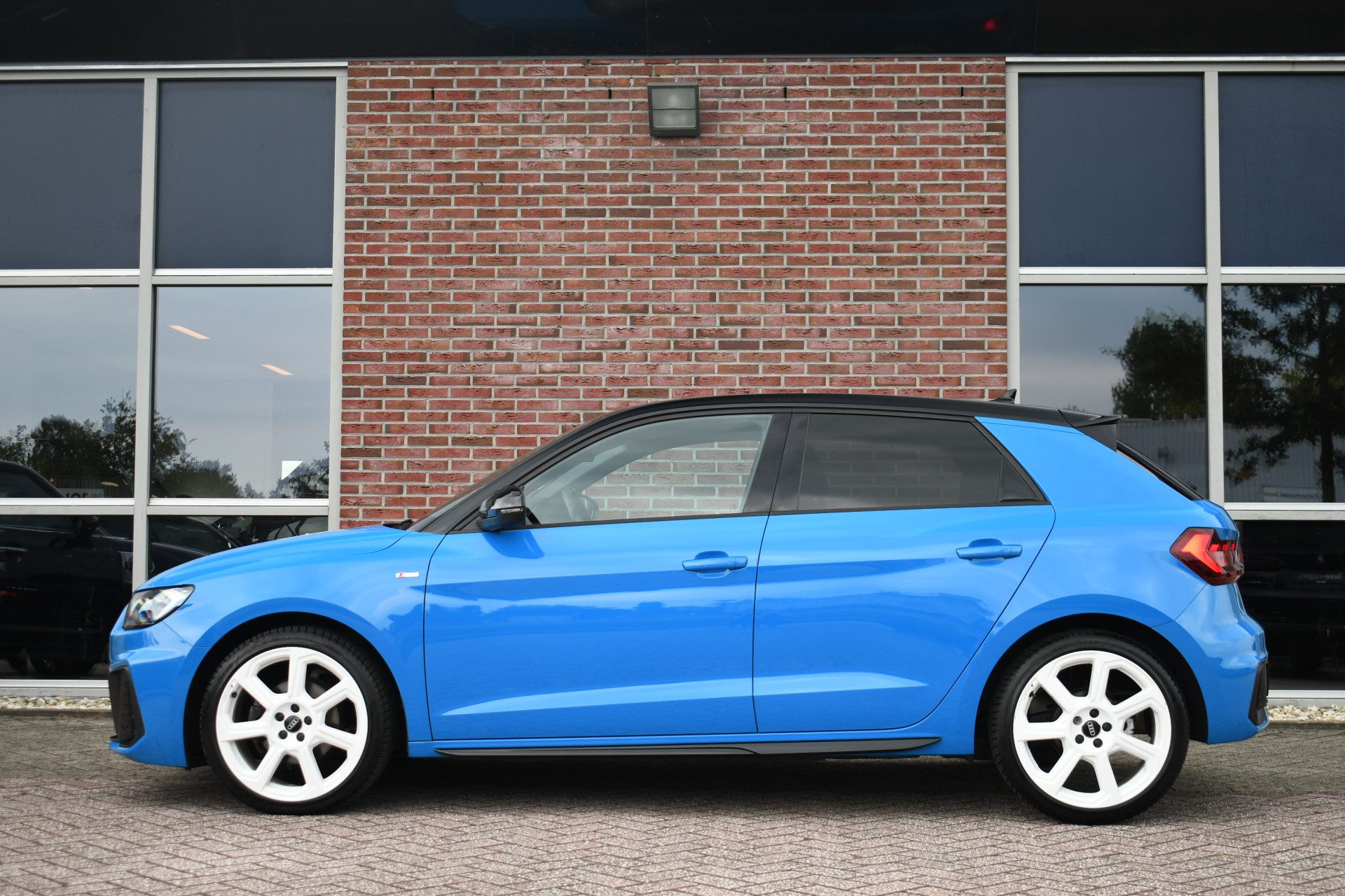 Audi A1 Sportback 30 TFSI S -Line LED 18inch Optic-Black Keyless