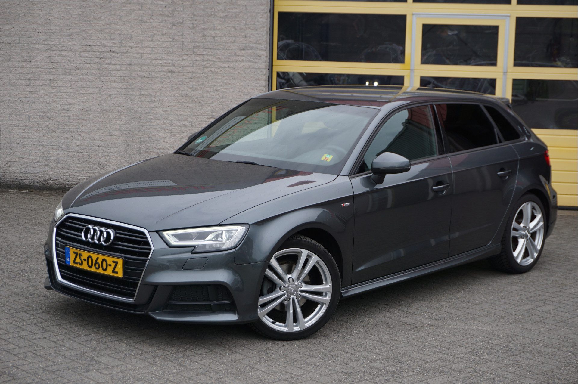 Audi A3 Sportback 35 TFSI 150PK! Automaat 5drs 2x S-Line BJ2019 Lmv 18″ | Led | Navi | Dynamische knipperlichten | Sideskirts | Virtual