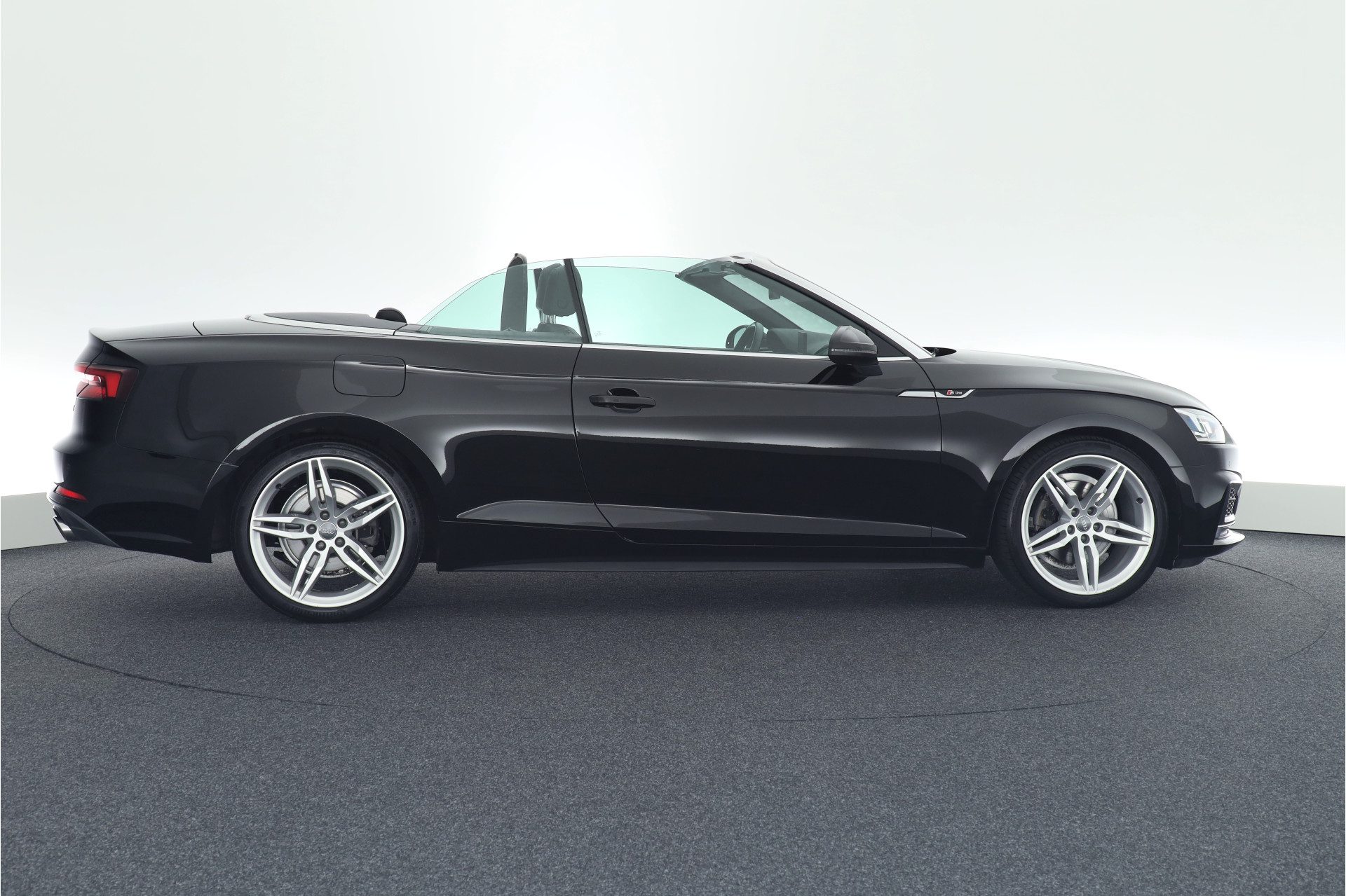 Audi A5 Cabriolet 2.0 TFSI 190pk S-Tronic S-Line Sport Stoelverwarming Led Navigatie