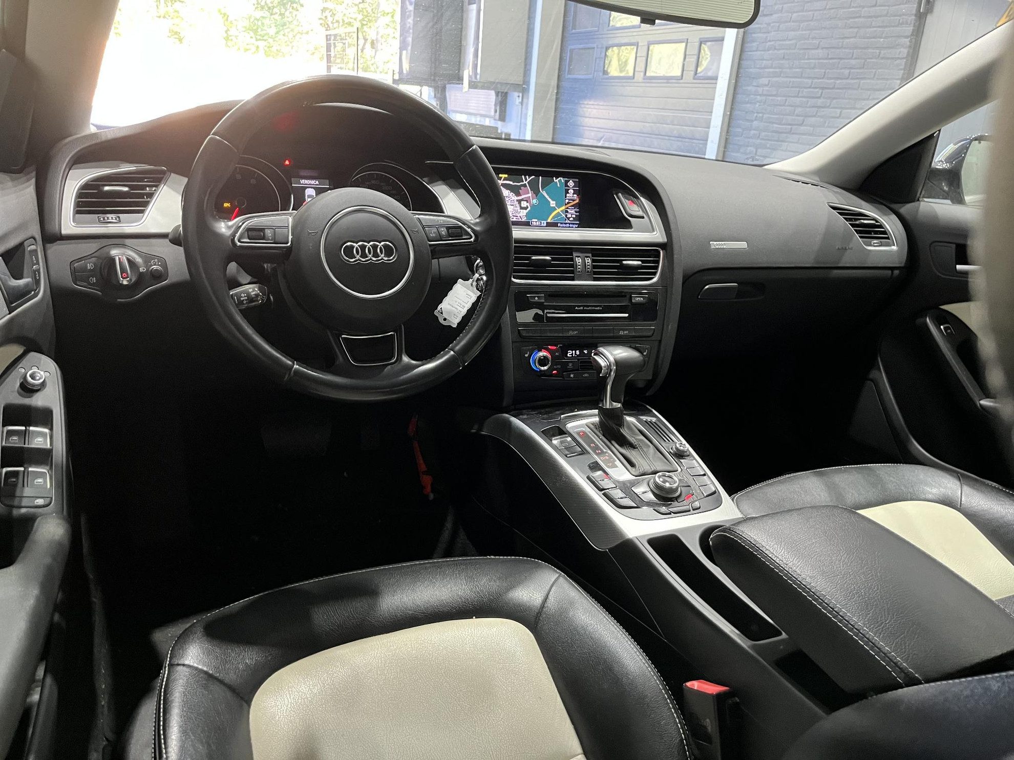 Audi A5 Sportback 1.8 TFSI Pro Line | Automaat | Trekhaak | Stoelverwarming | 17 Inch