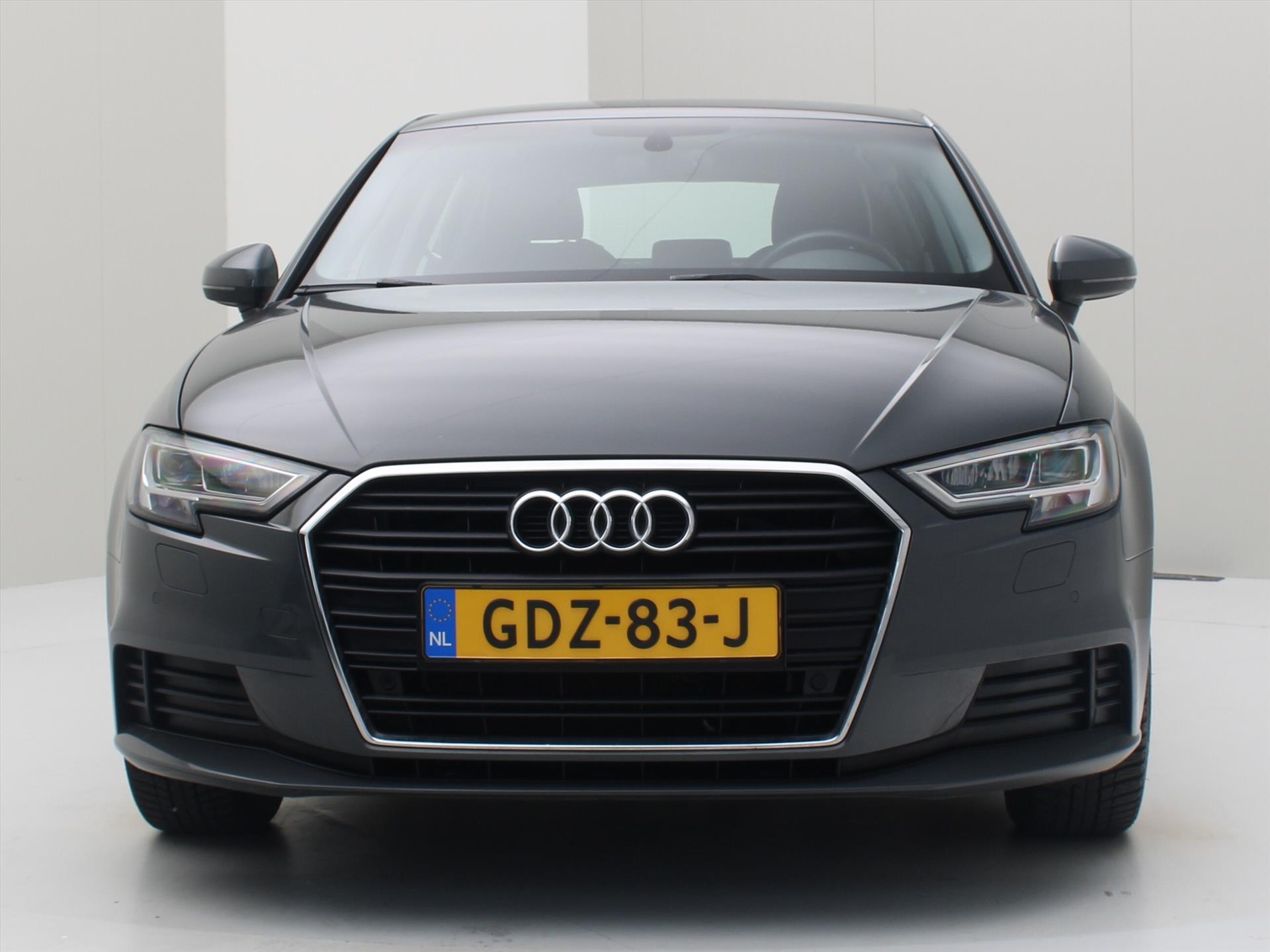 Audi A3 Sportback 35 TFSI 150pk Automaat Platinum Business [ VIRTUAL+LED+NAVI+CRUISE+CLIMATE+STOELVERWARMING ]