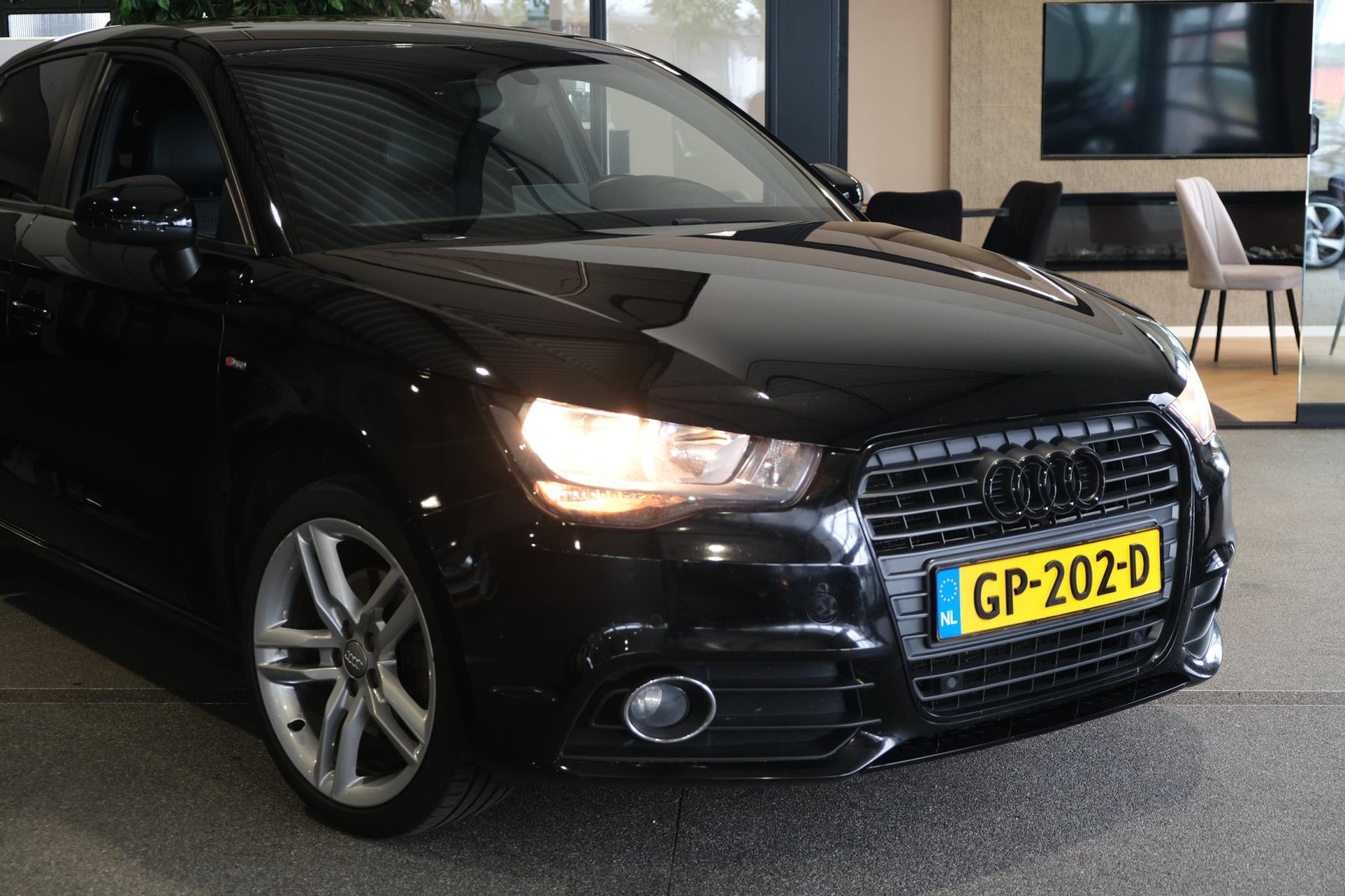 Audi A1 Sportback 1.4 TFSI S-Line S-tronic Navi Leder Pdc Stoelverw