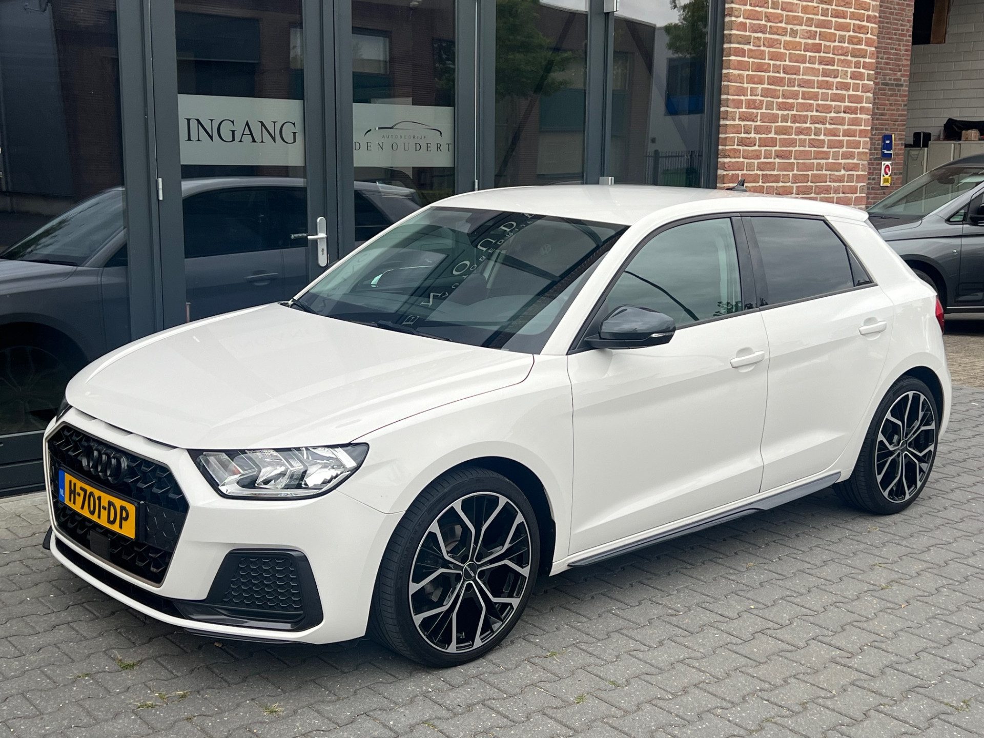 Audi A1 Sportback Automaat 25 TFSI epic / APPLE CARPLAY / VIRTUAL COCKPIT