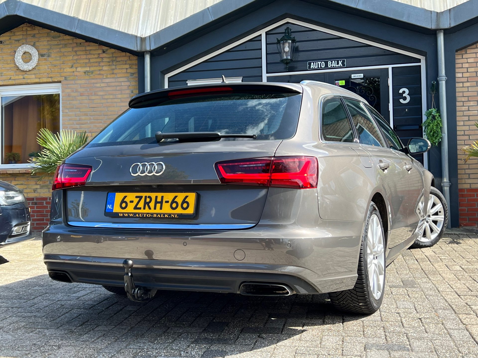 Audi A6 Avant 1.8 TFSI ultra Premium Edition | Dealeronderhouden + Eerste eigenaar |